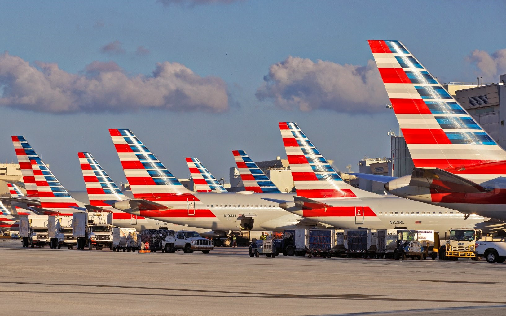 American Airlines Dials In On Catering With New Wine Consultant & Nutritionist