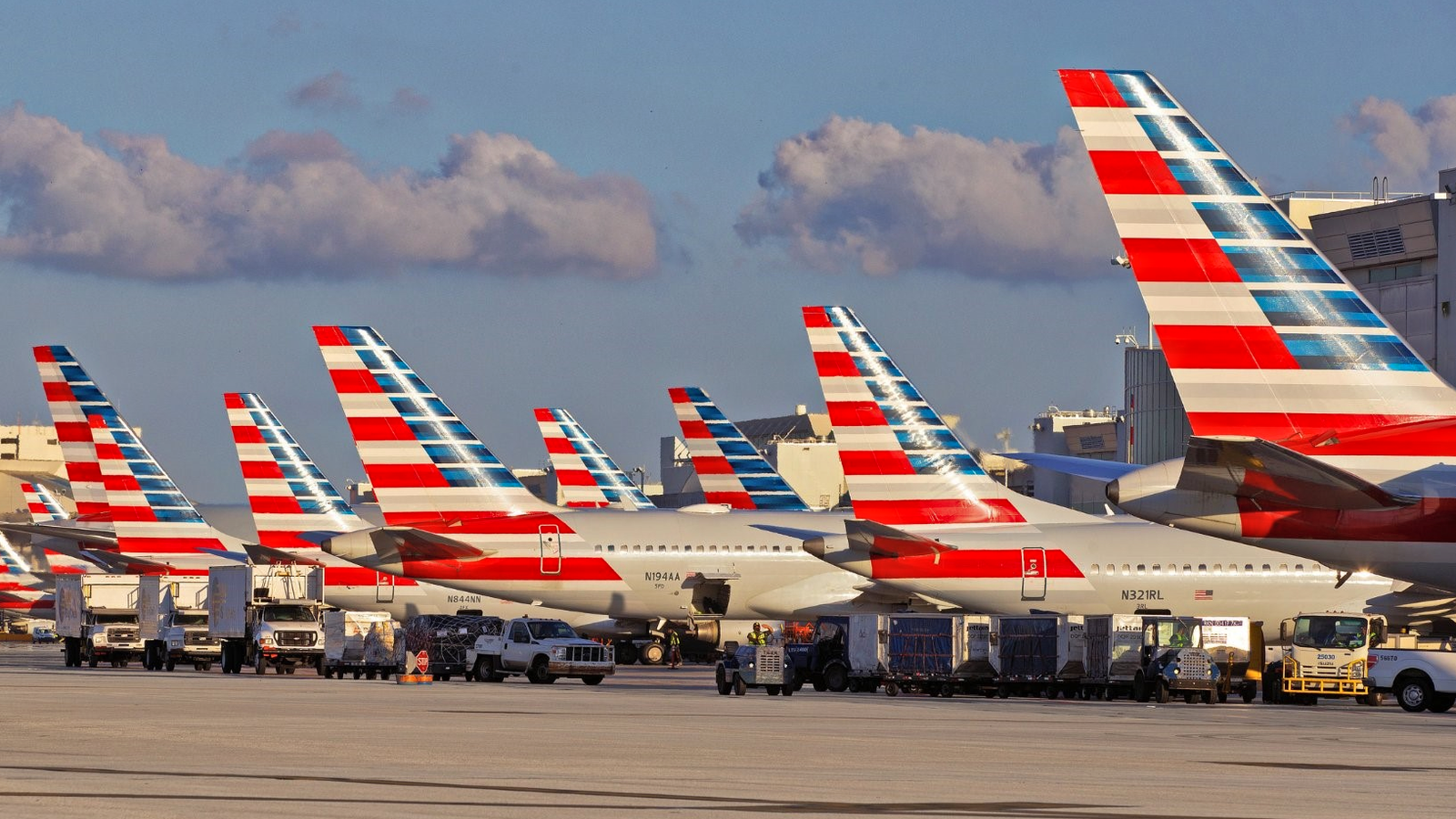 American Airlines Dials In On Catering With New Wine Consultant & Nutritionist