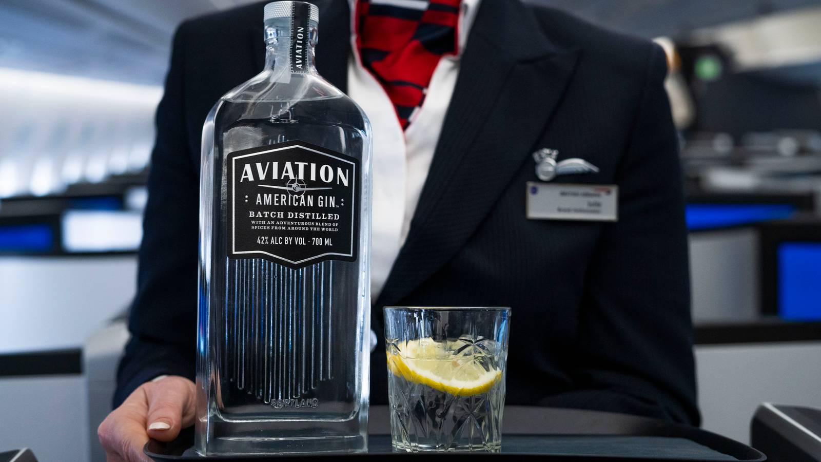 British Airways Starts Serving Ryan Reynolds' Gin Onboard Flights