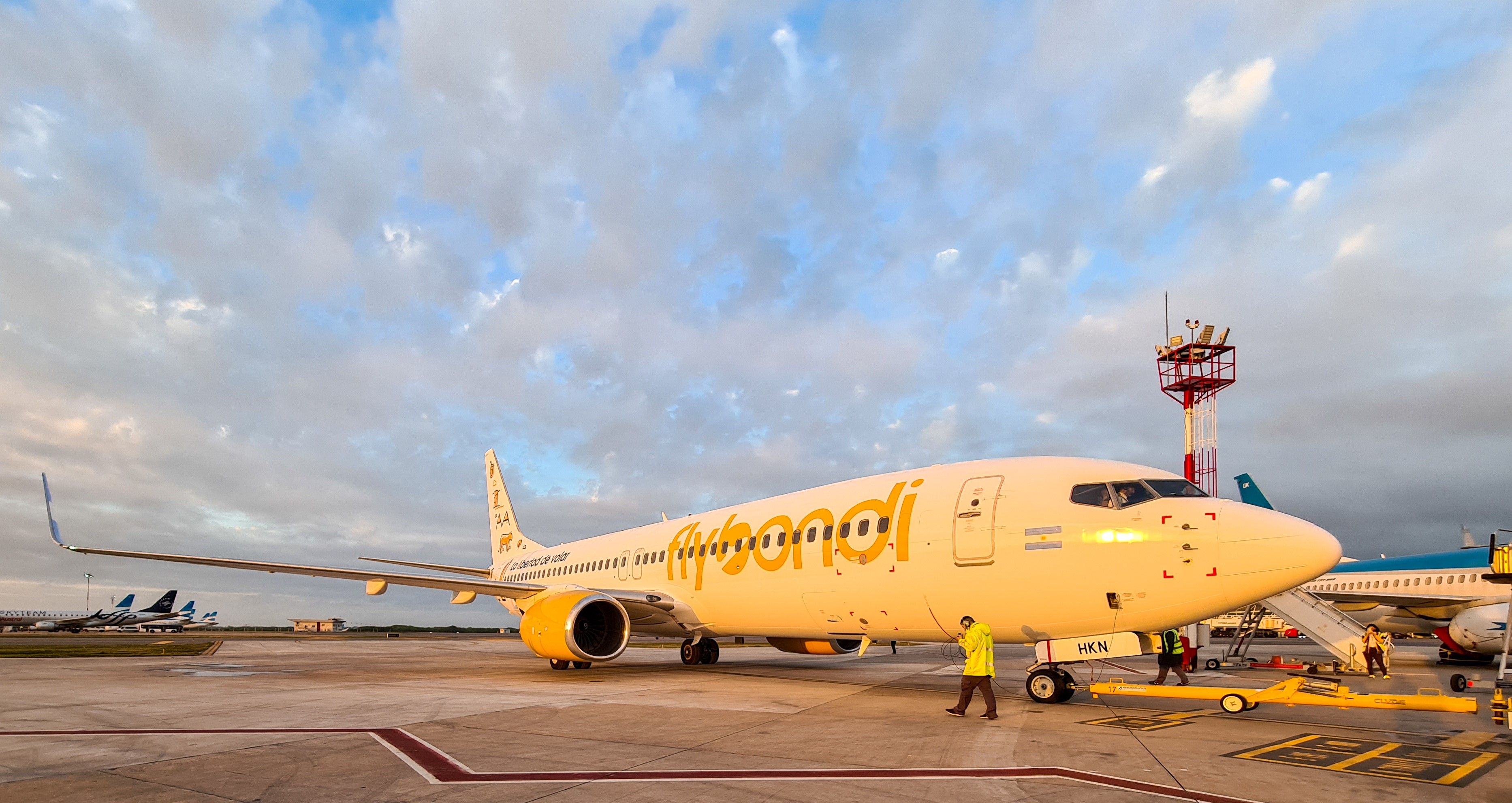 Flybondi Boeing 737 Returns To Buenos Aires Following Technical Malfunction