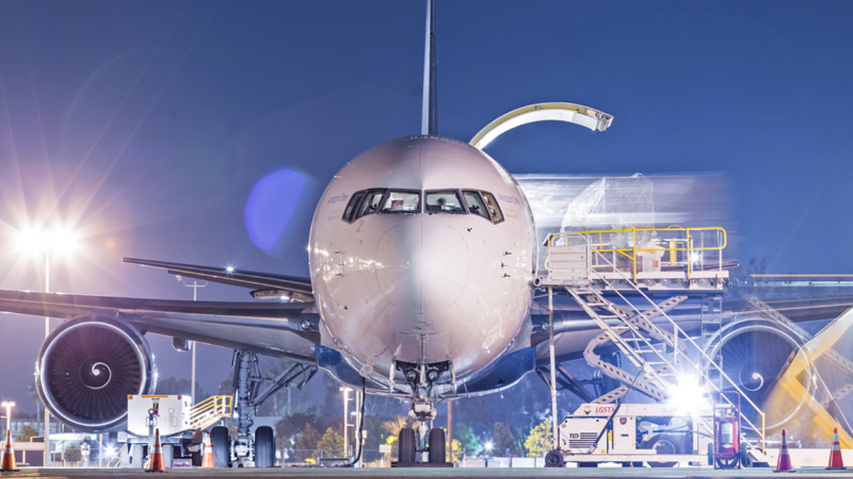 How Airlines Can Use AI To Meet Environmental & Business Targets