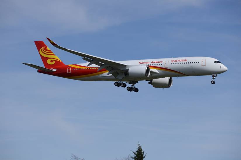 Hainan Airlines Wants To Sell 2 Like New Airbus A350s