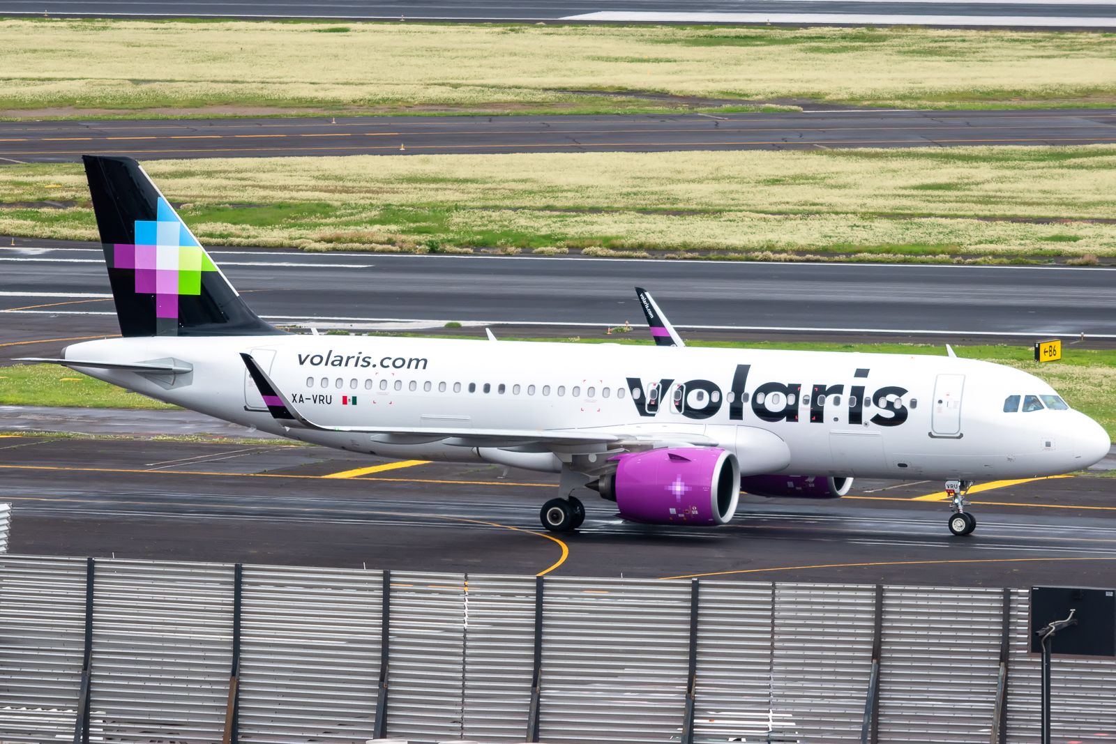 Volaris Eyes Los Angeles From Mexico City's New Airport