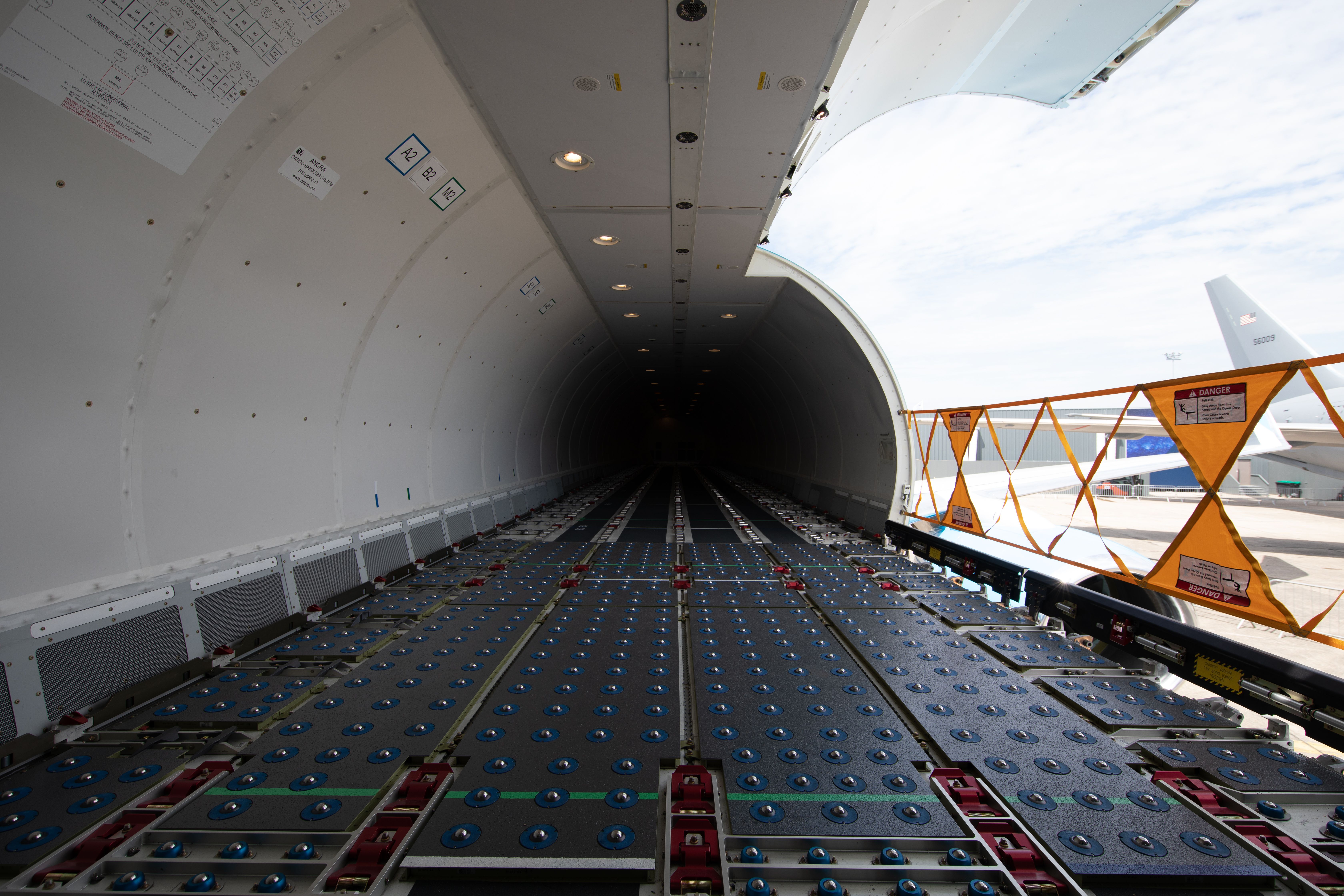 Inside Alaska Airlines' Plans For 2 Boeing 737-800 Freighters