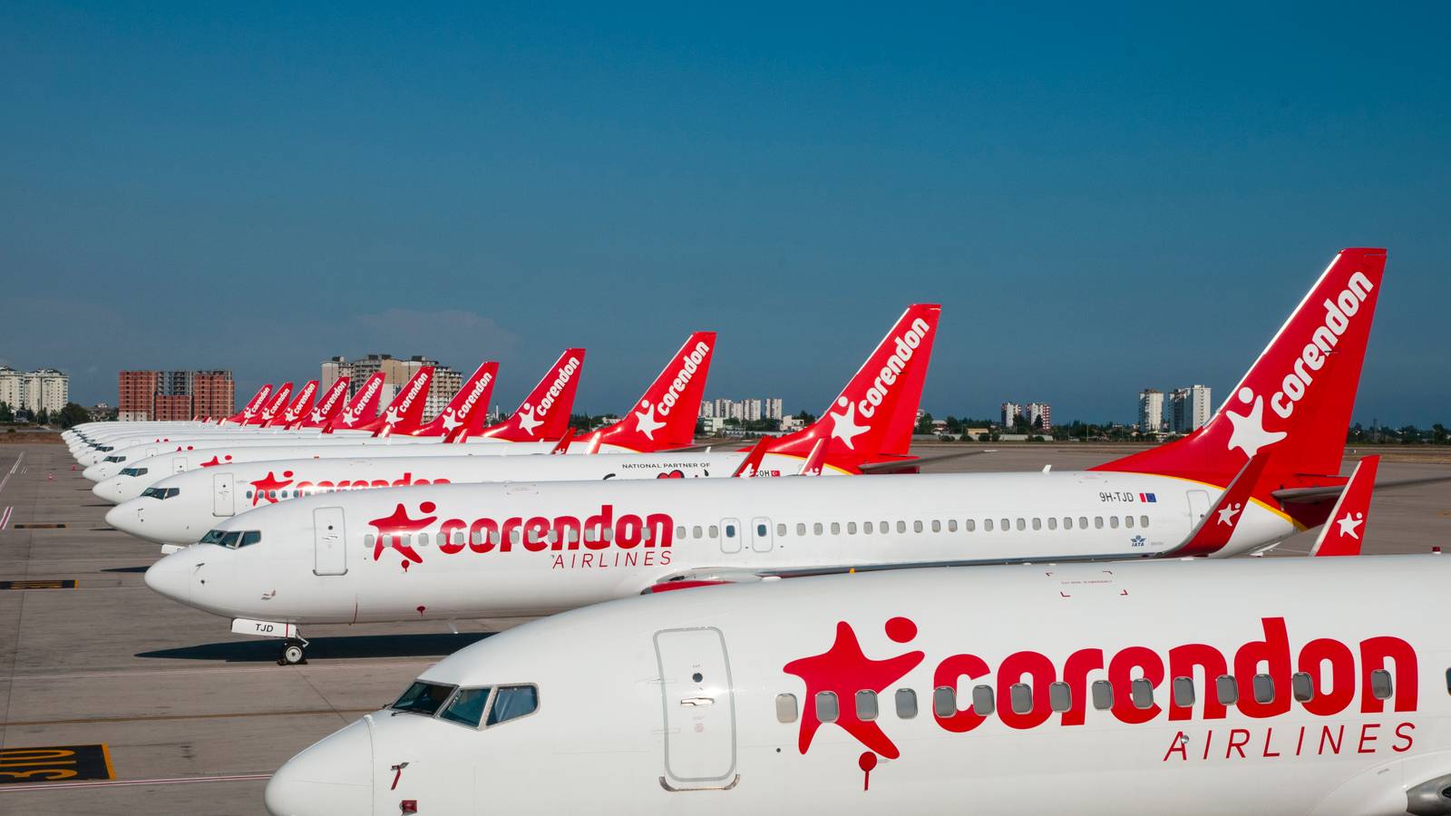 Global Airways Airbus A320 Begins Wet Lease Flights For Corendon Airlines Europe