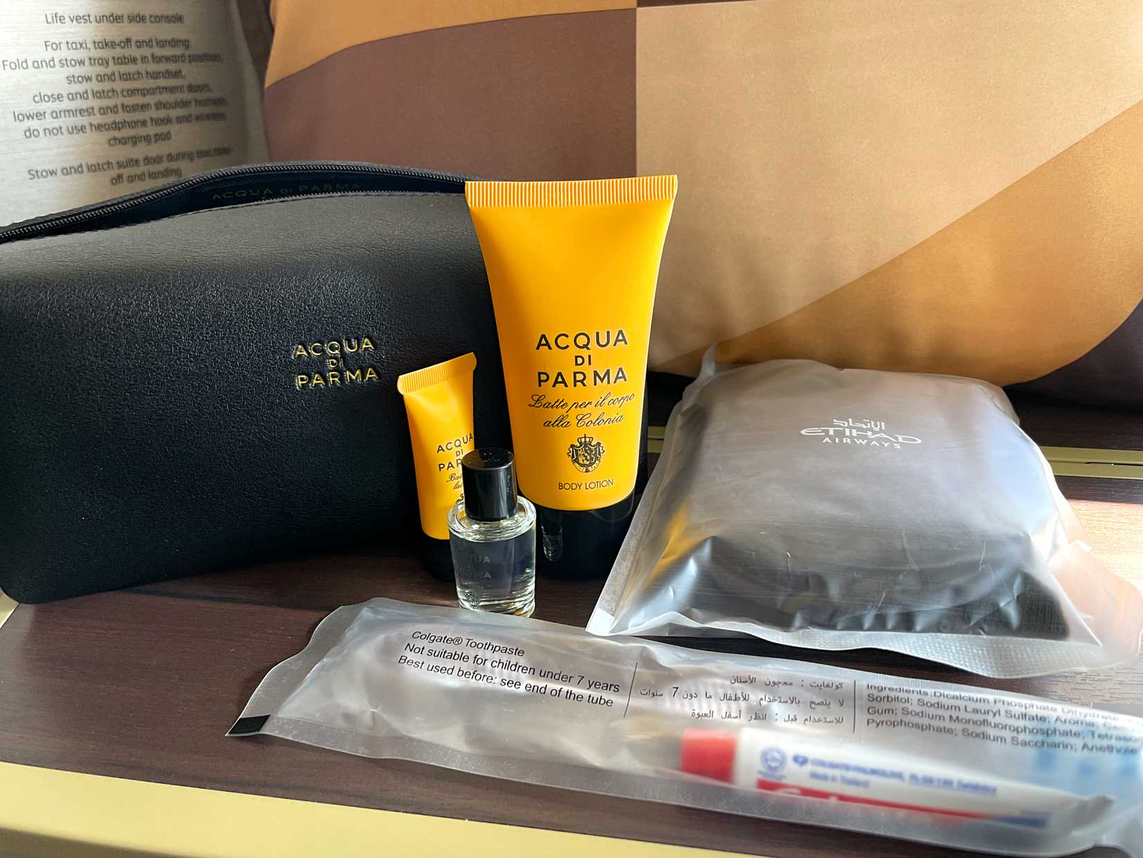 Etihad A350 business amenities