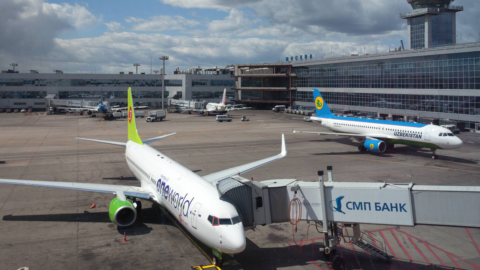 Russia's S7 Airlines Temporarily Leaves The oneworld Alliance