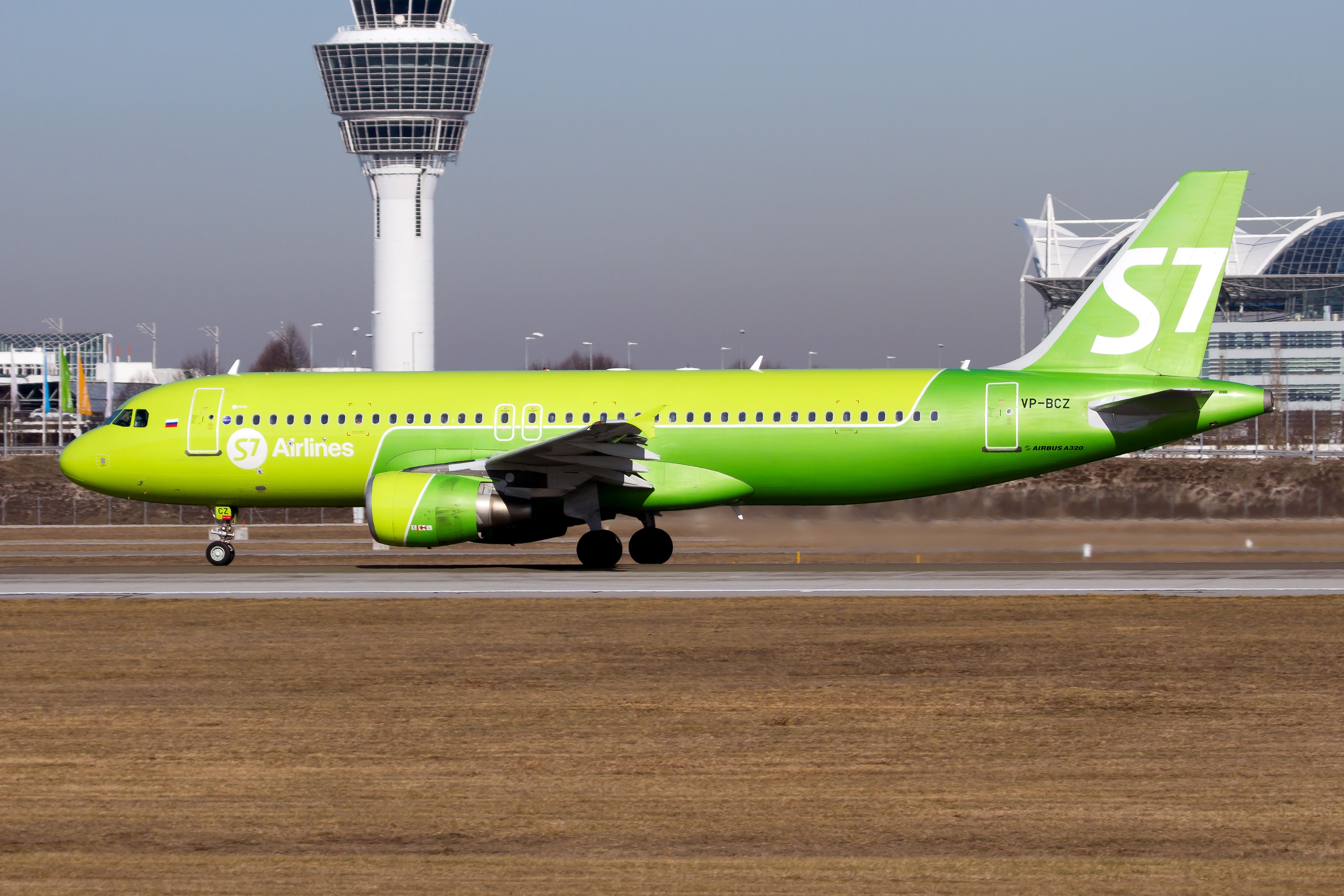 21 ALC Aircraft Remain In Russia Despite Canceled Leases