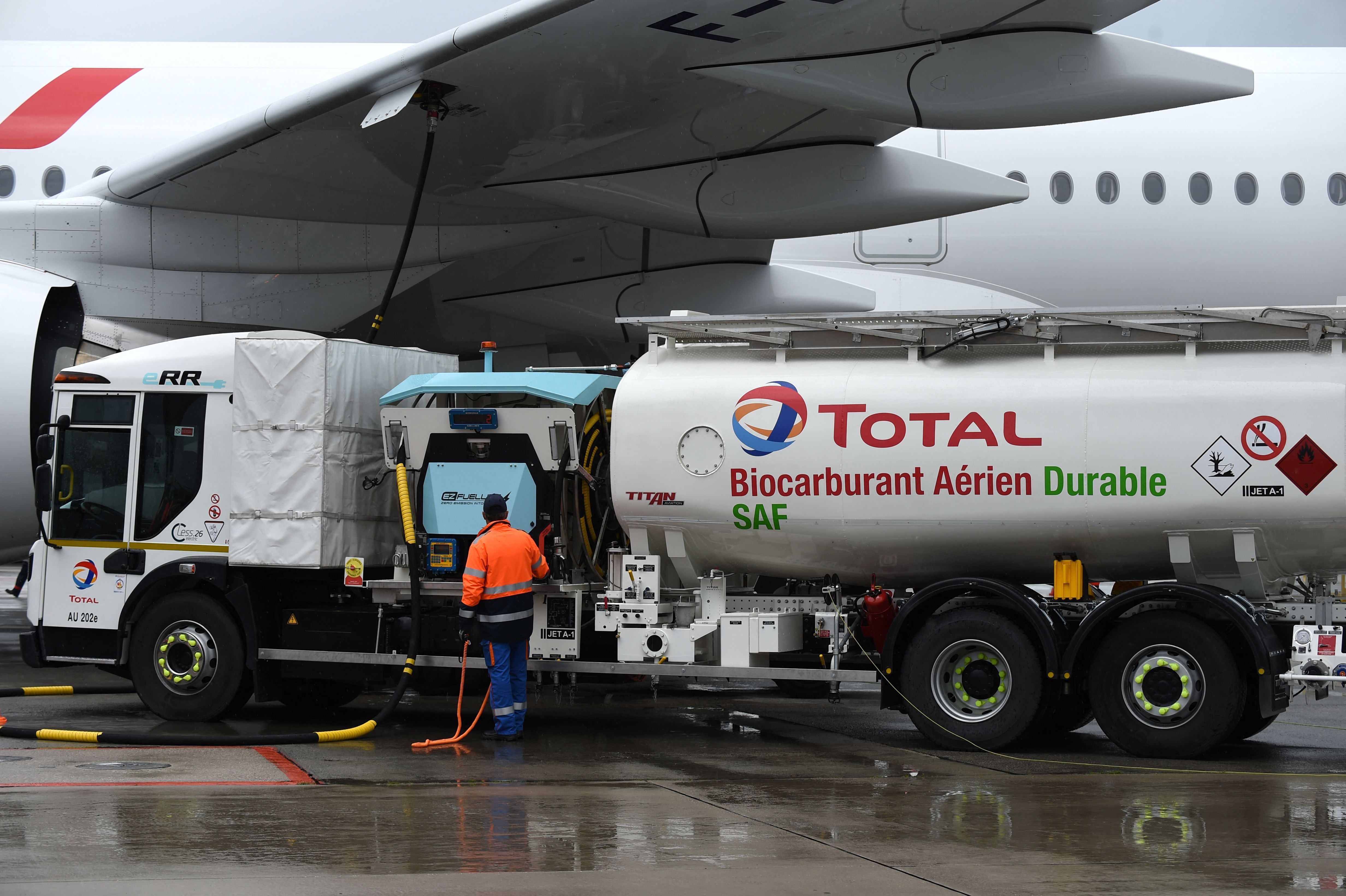 Biden Says Aviation Will Need SAF To Reach Net Zero