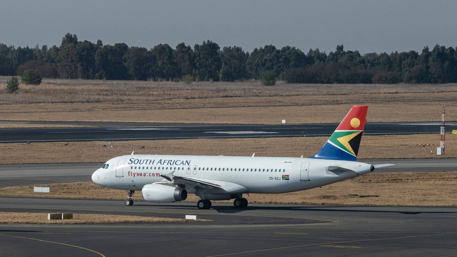 South Africa Says Johannesburg Has Sufficient Fuel For Flights