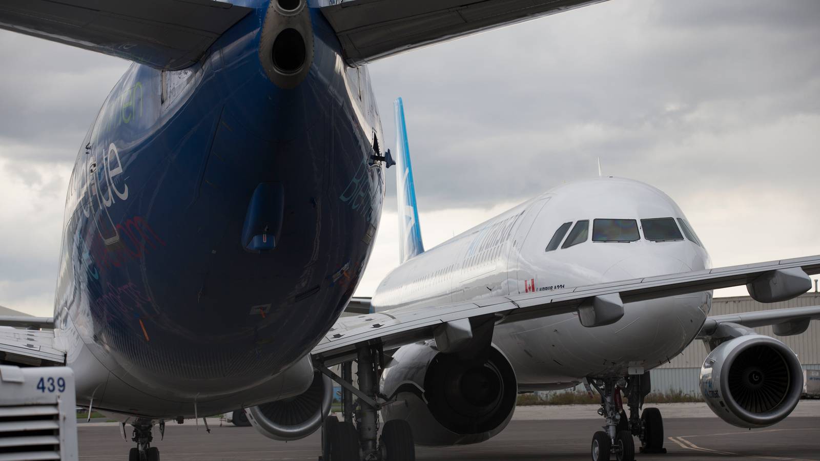 Air Transat Relaunches Transatlantic Narrowbody Flights To Amsterdam