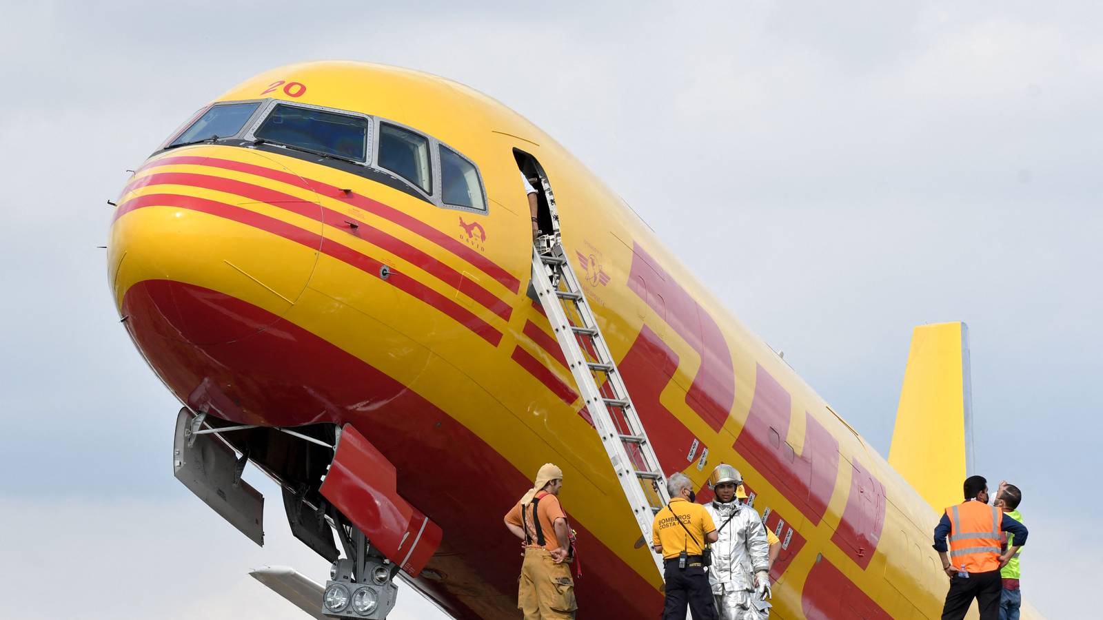 San Jose Airport Will Close For 10 Hours To Allow DHL Wreck Recovery