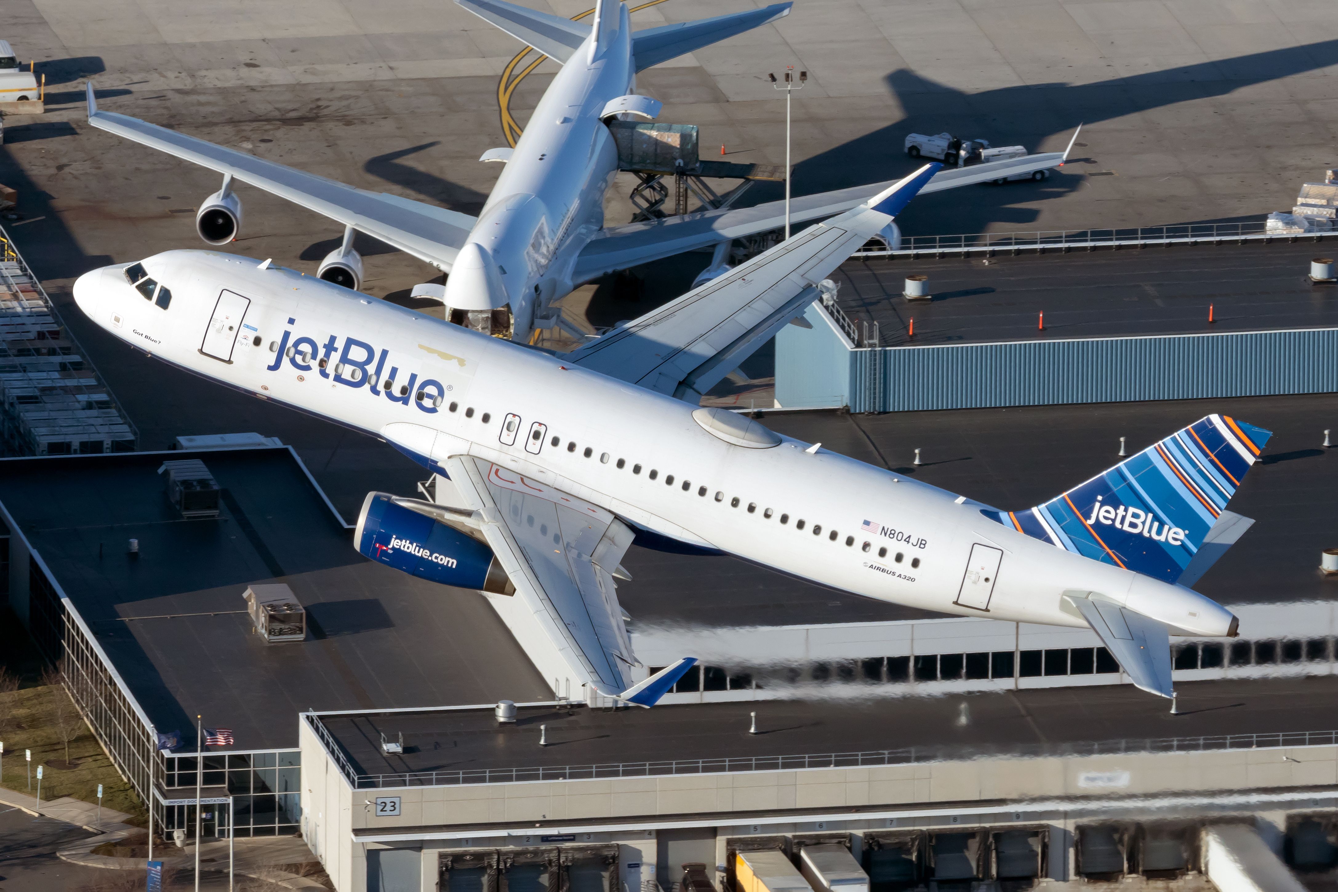 JetBlue Knocks Delta & Southwest From Top Spot On American Customer Satisfaction Index