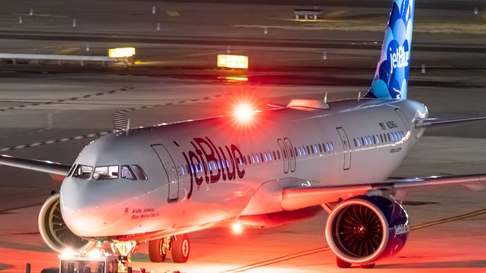 An International JetBlue Flight Diverted From JFK To Newark And Passengers Weren't Happy
