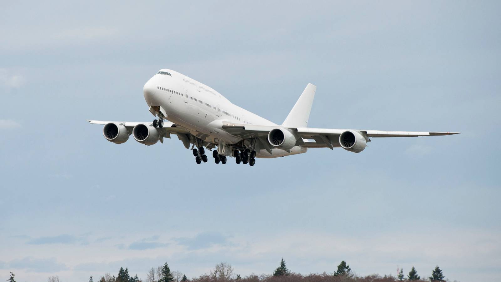 Marana-Bound: Barely-Used Private Boeing 747-8 Heads To The Desert