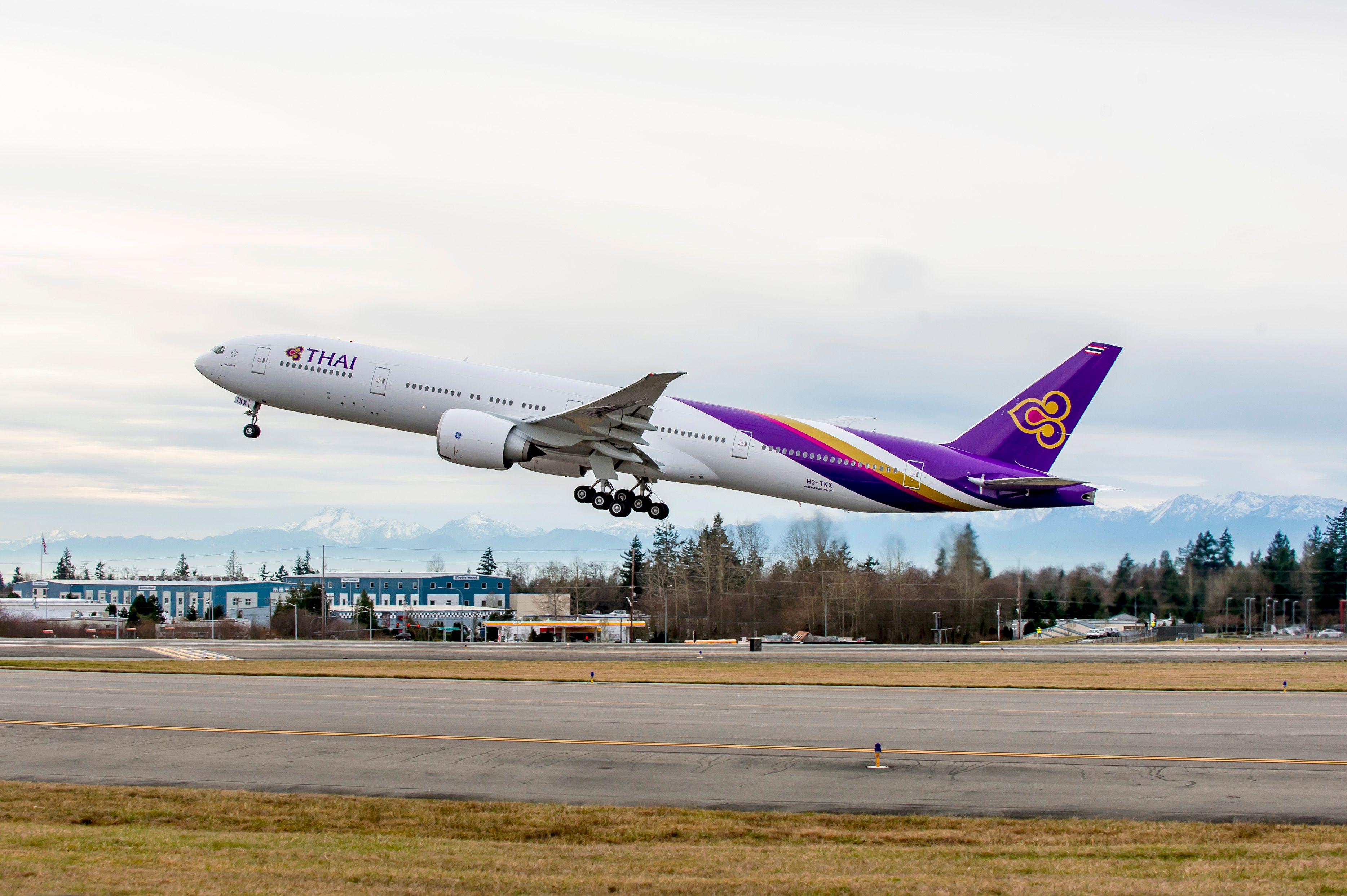 Thai Airways Takes Delivery Of 2 Boeing 777s On The Same Day