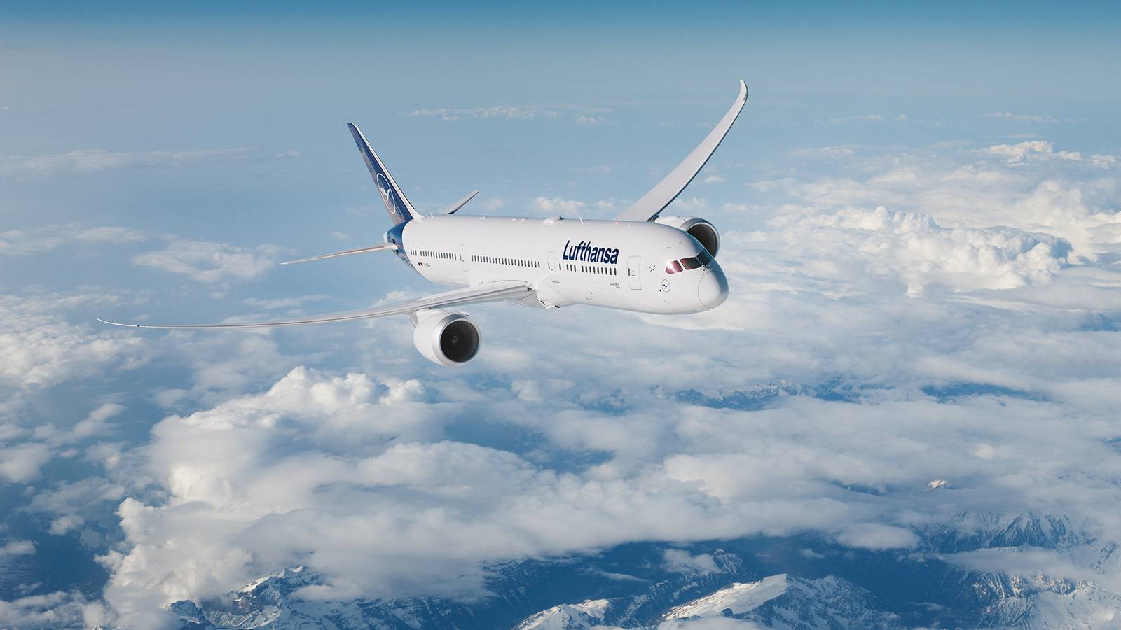 Lufthansa Shows Off Its 1st Boeing 787 After Painting