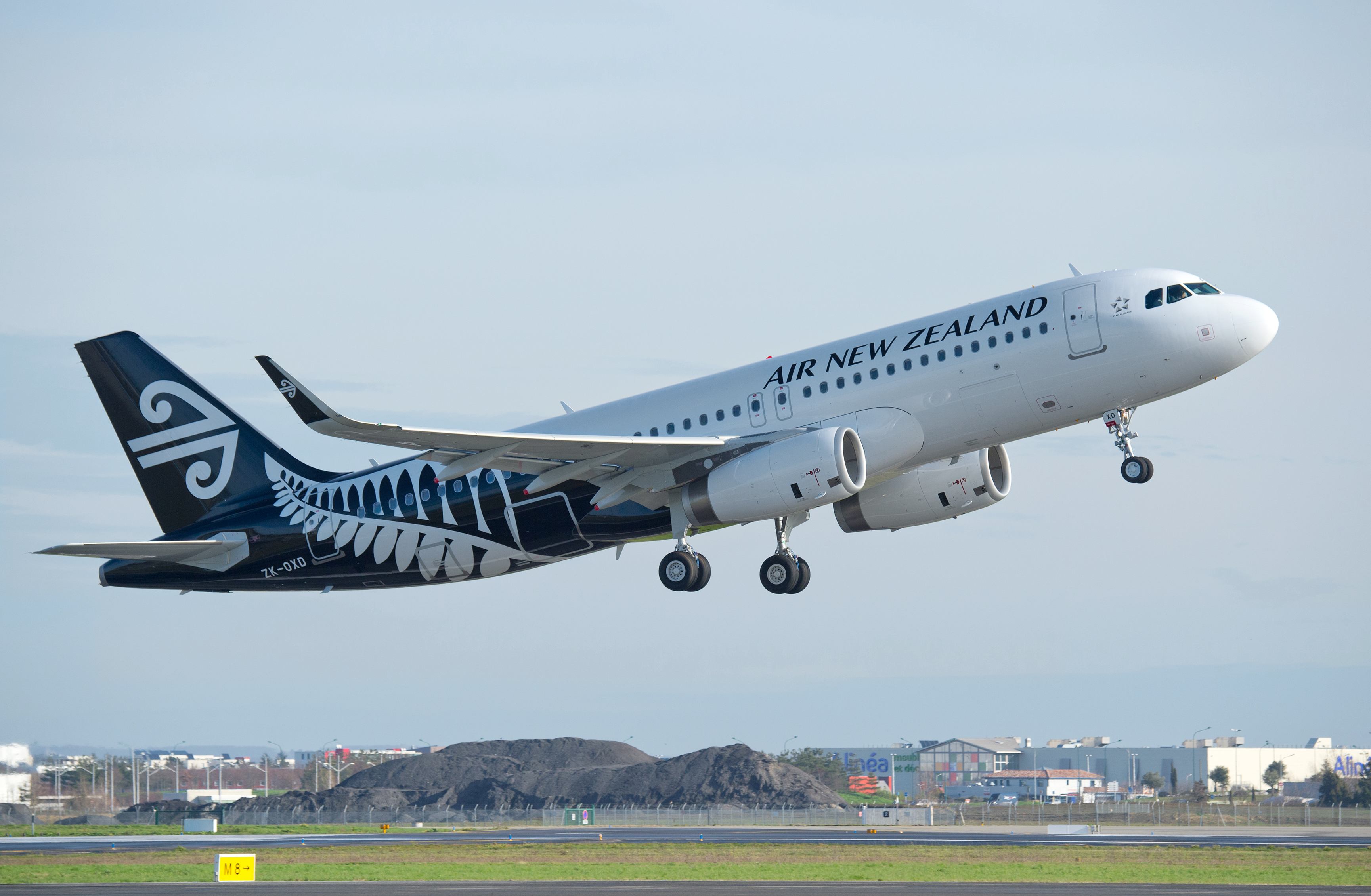 Air New Zealand Battens Down Hatches As Cyclone Gabrielle Threatens