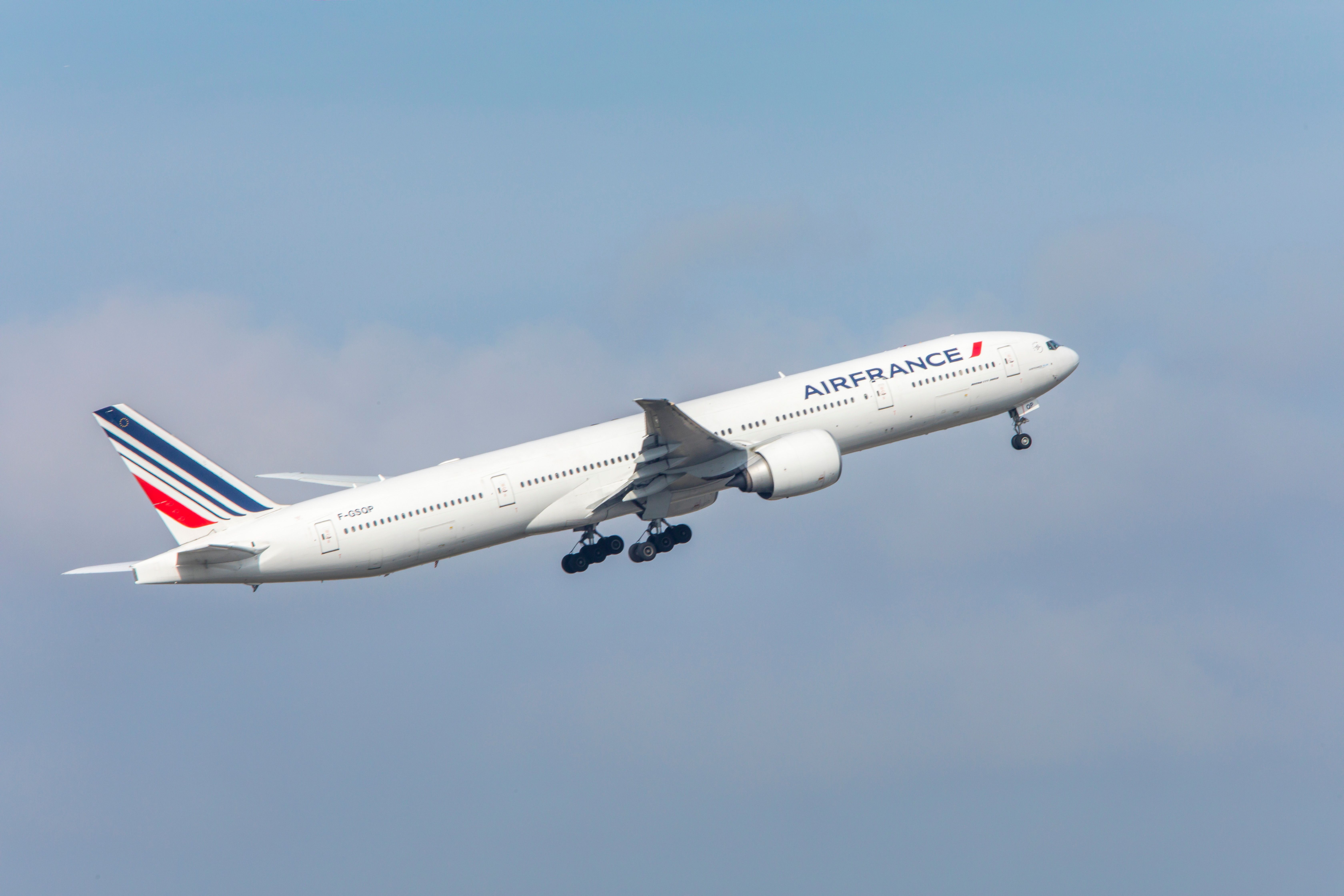 Air France Partners With Delta For New York-Paris Shuttle Service