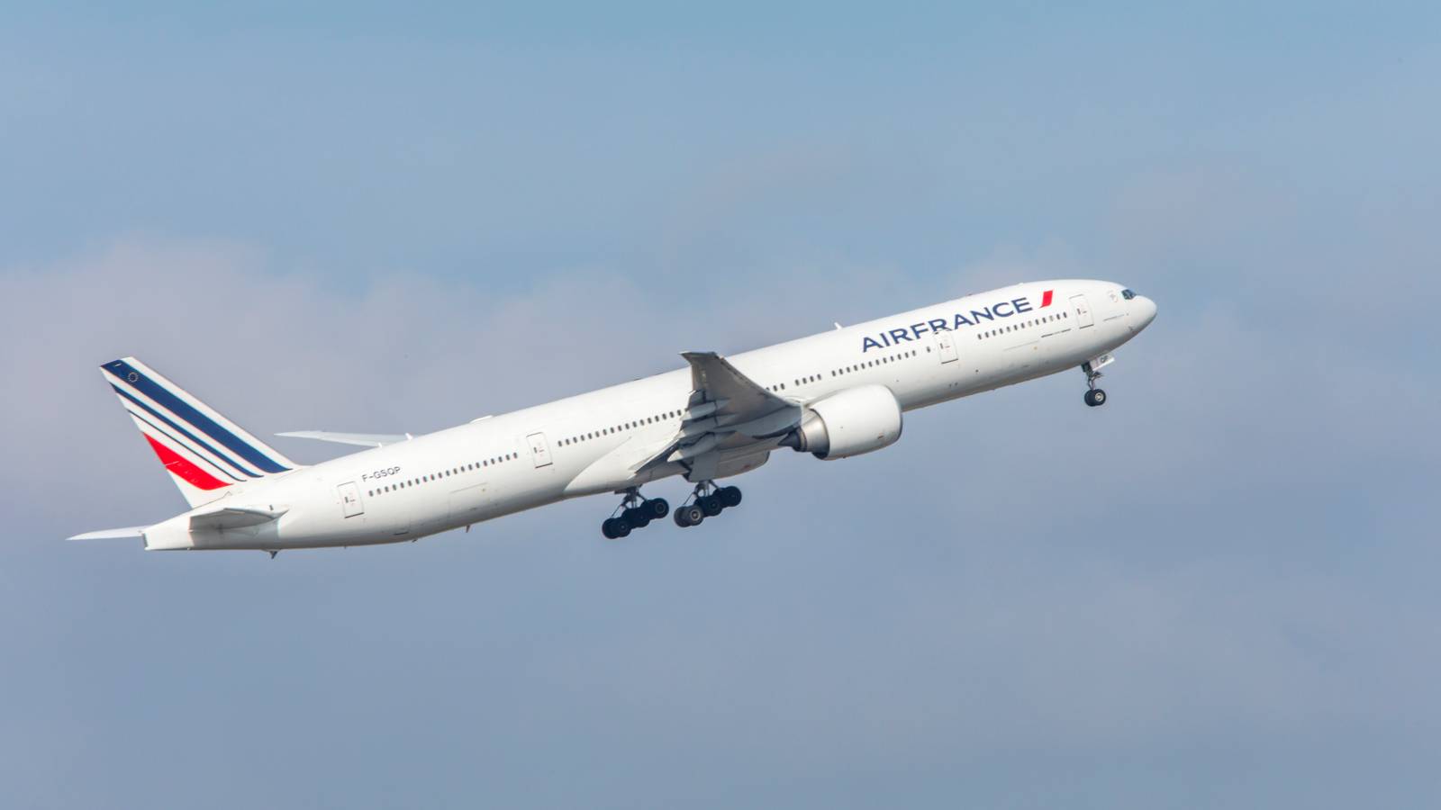 Air France Partners With Delta For New York-Paris Shuttle Service