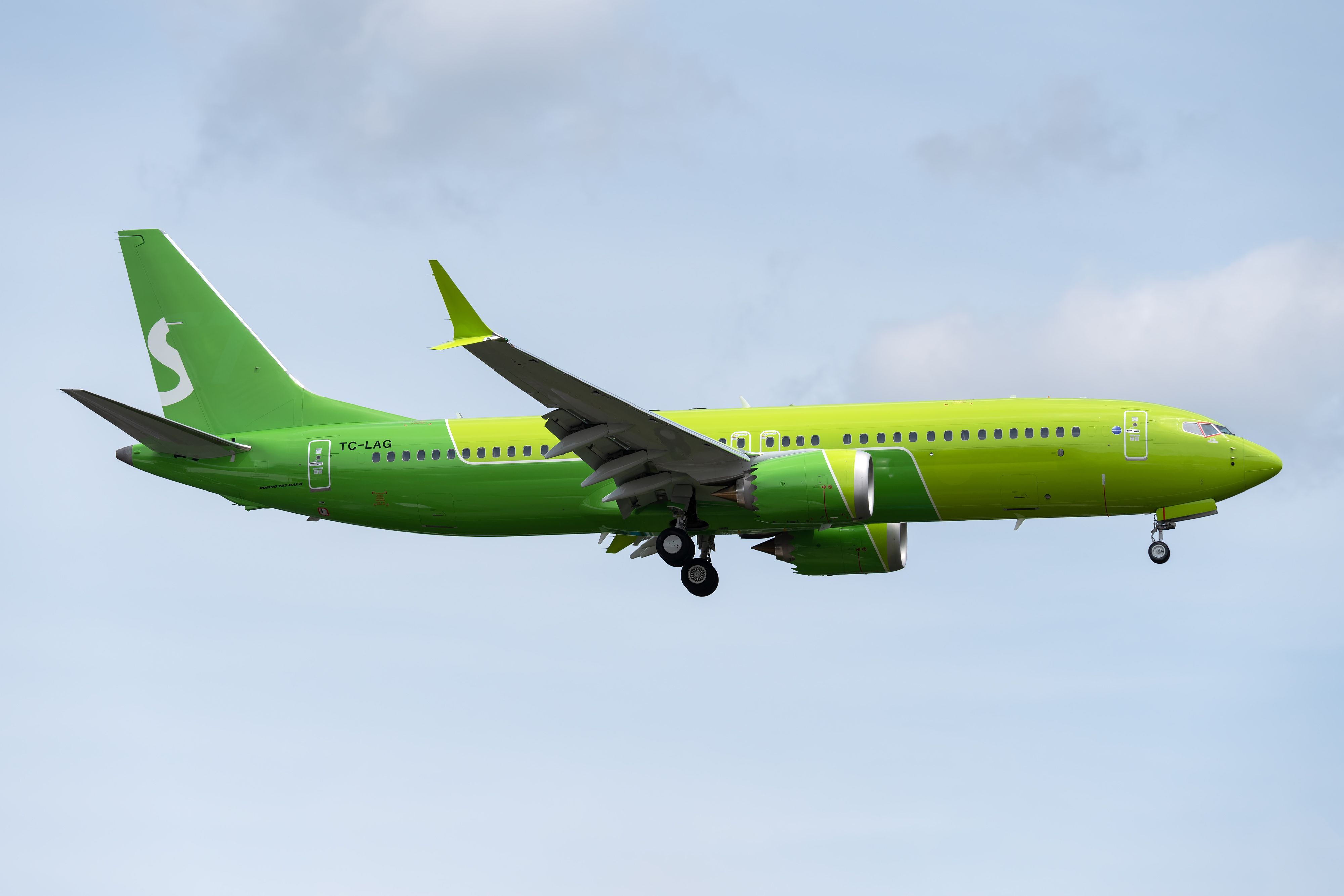 Undelivered S7 Boeing 737 MAX Gets A Turkish Registration