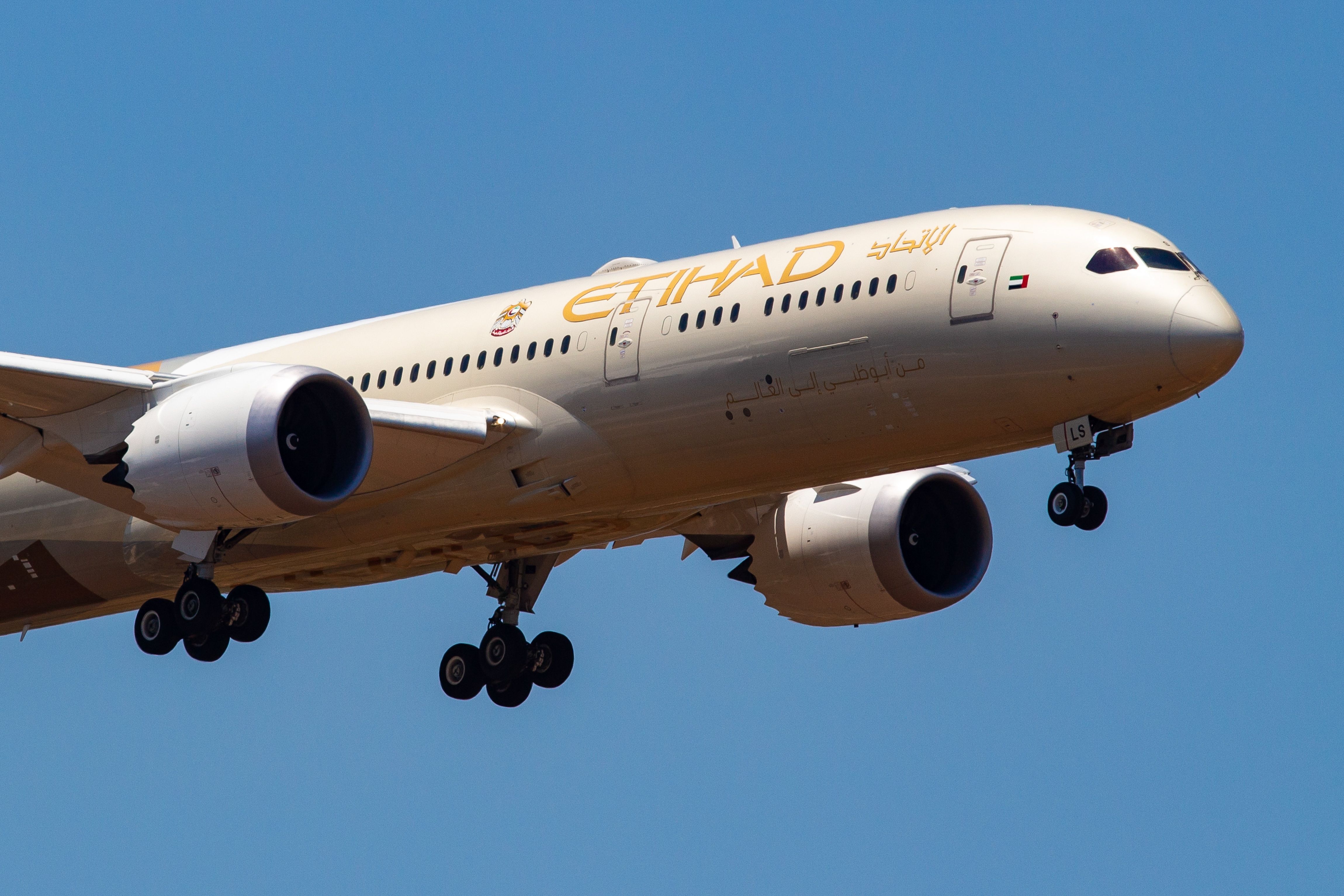 Etihad Airways Cuts Single Use Plastics From Economy Meals