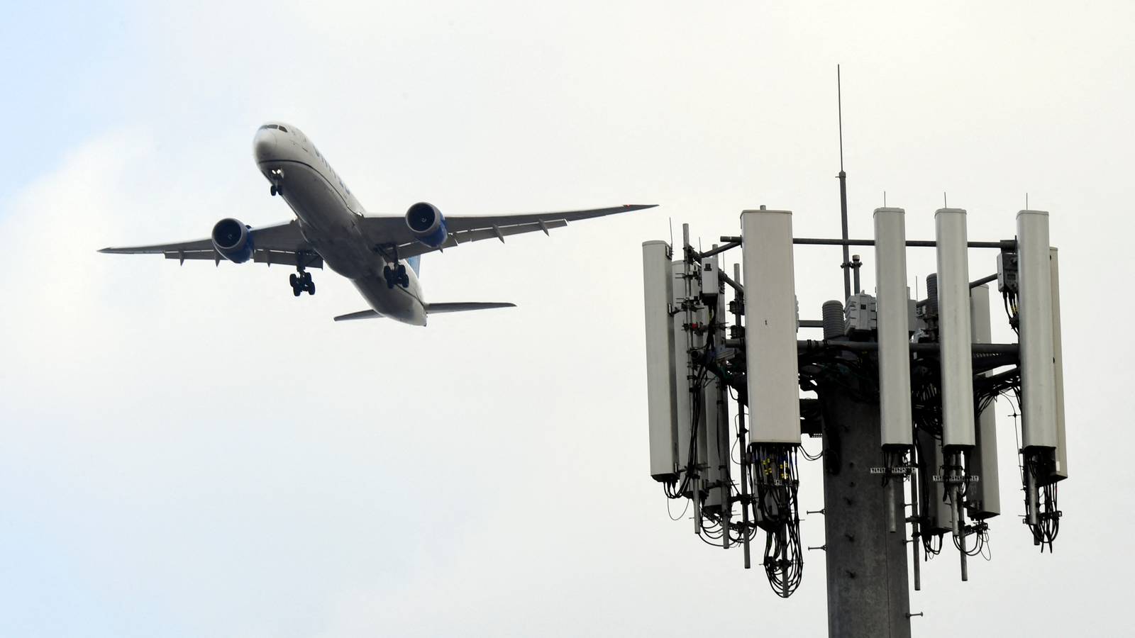The FAA Wants 5G Sensitive Aircraft Equipment Replaced