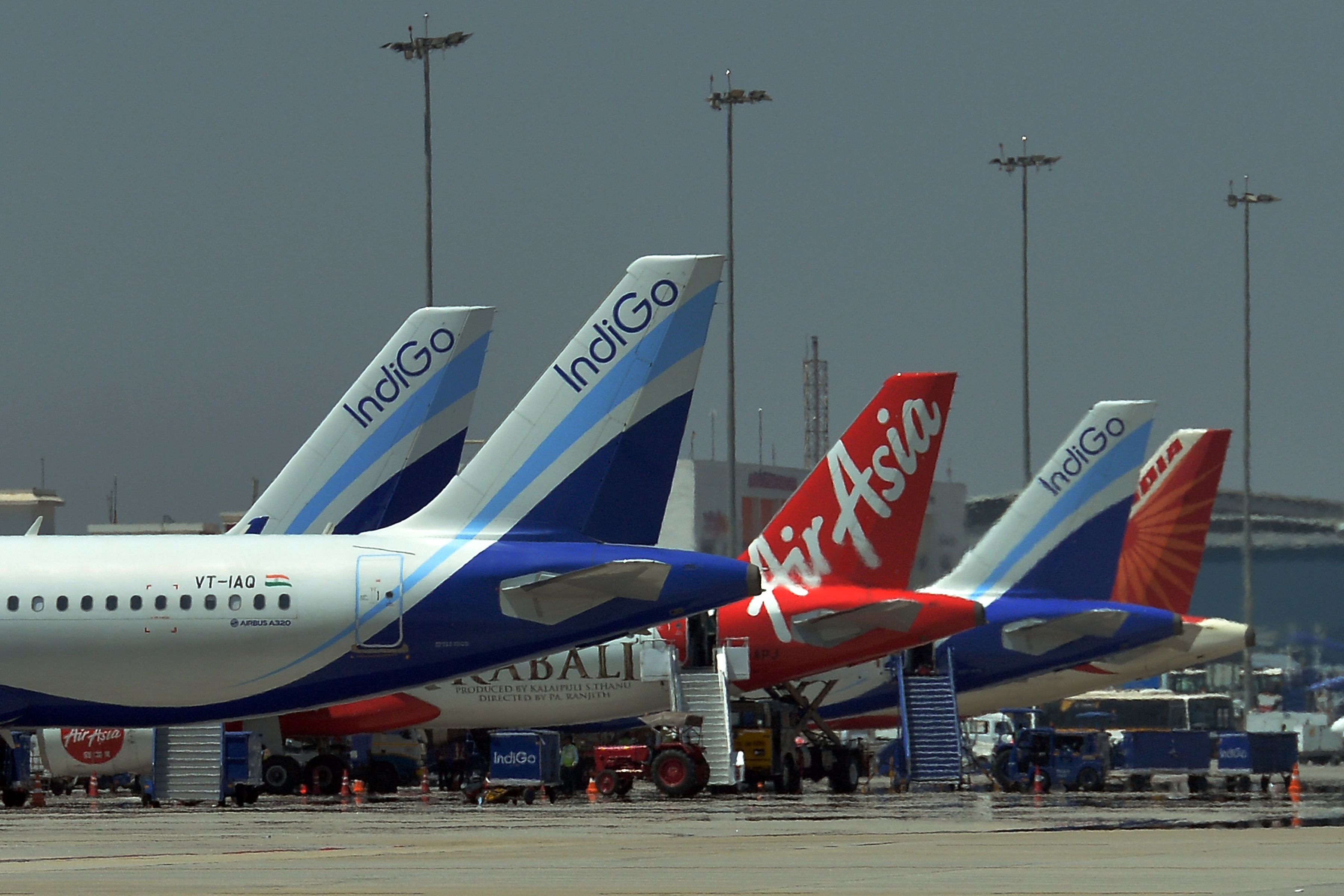 Indian Regulator Says Maskless Passengers Should Be Removed From Flights