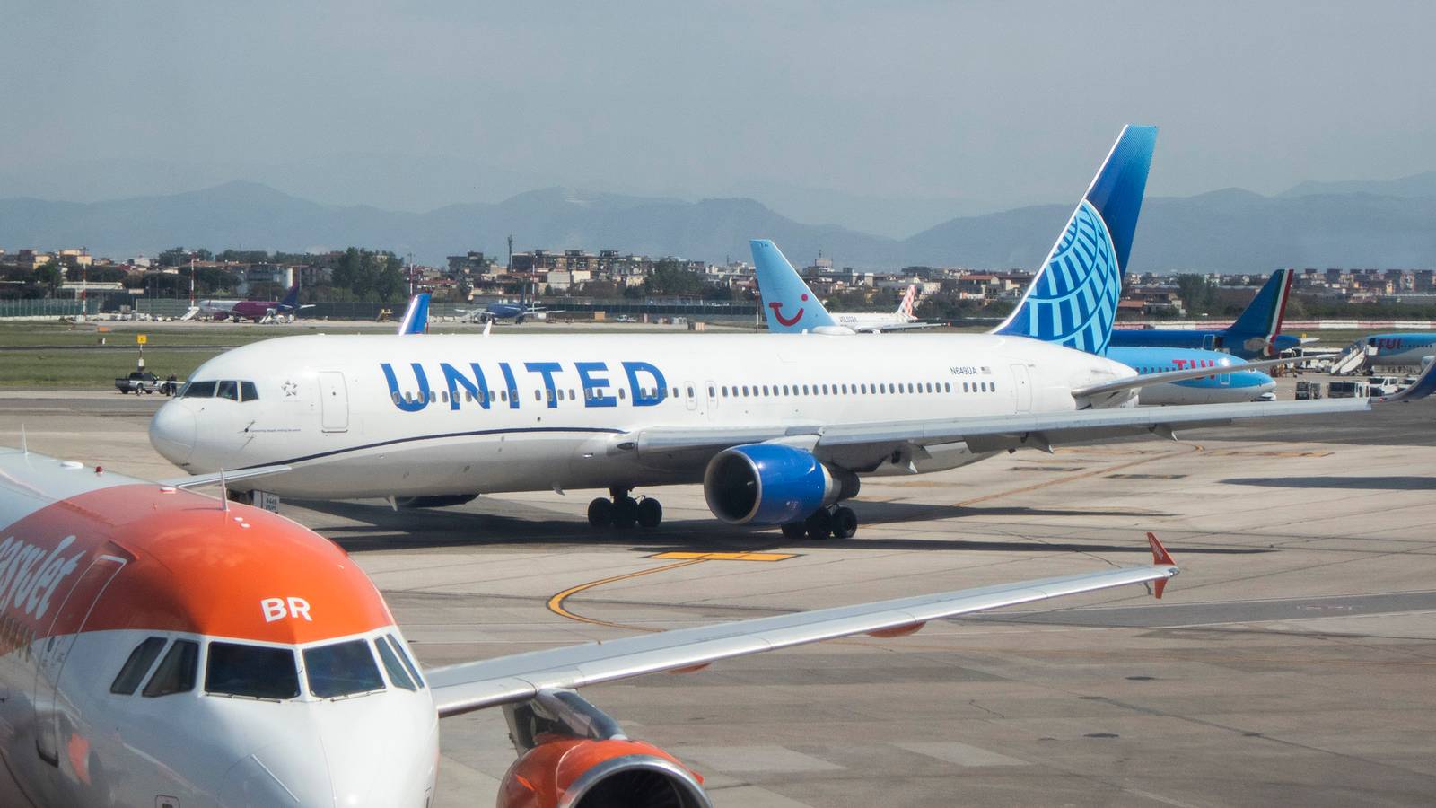 Re-United: United Resumes Only Direct US-Naples Flight After Three-Year Pause