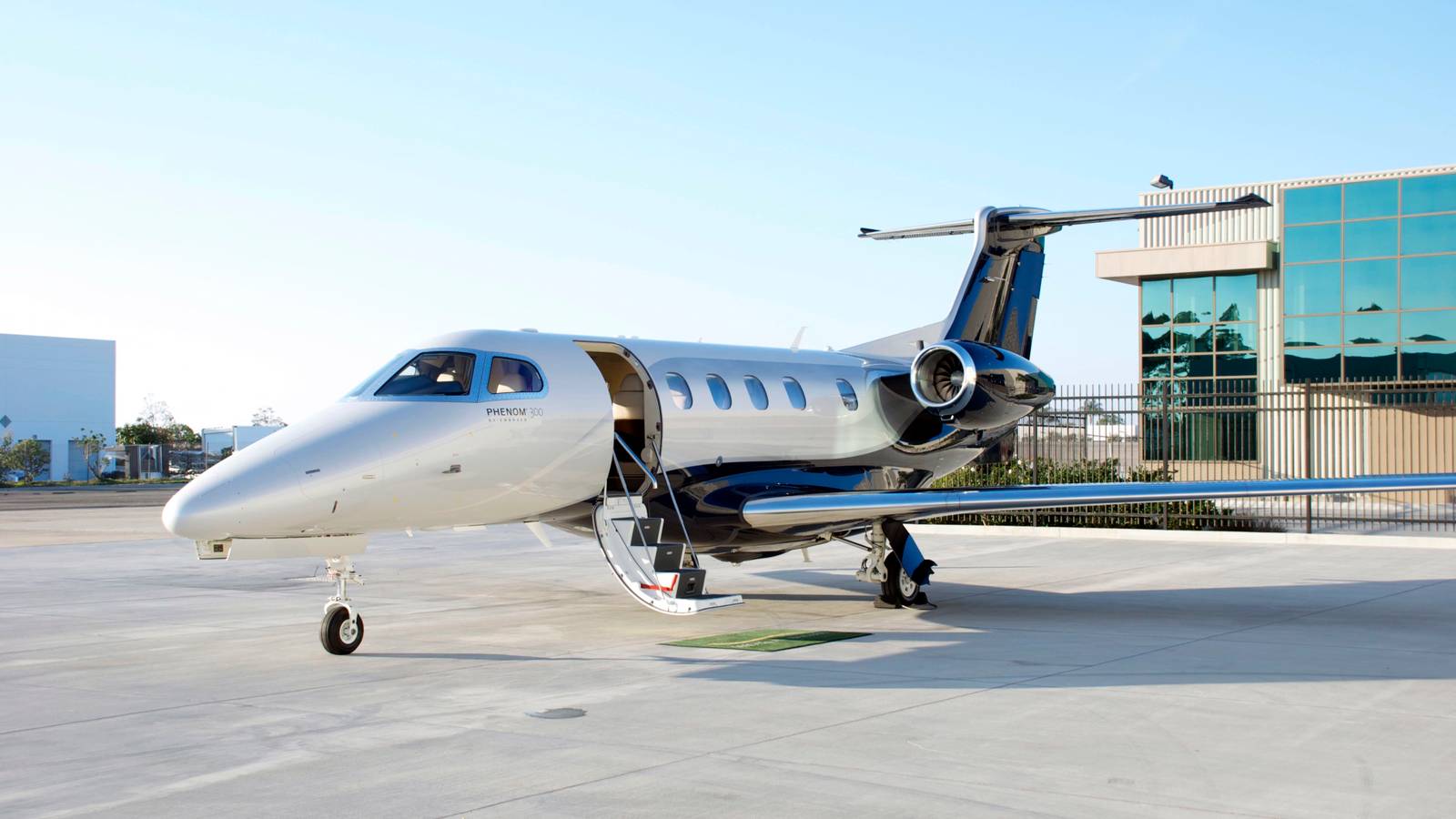 Guide: The Complex Privileges Of An FAA Commercial Pilot Certificate