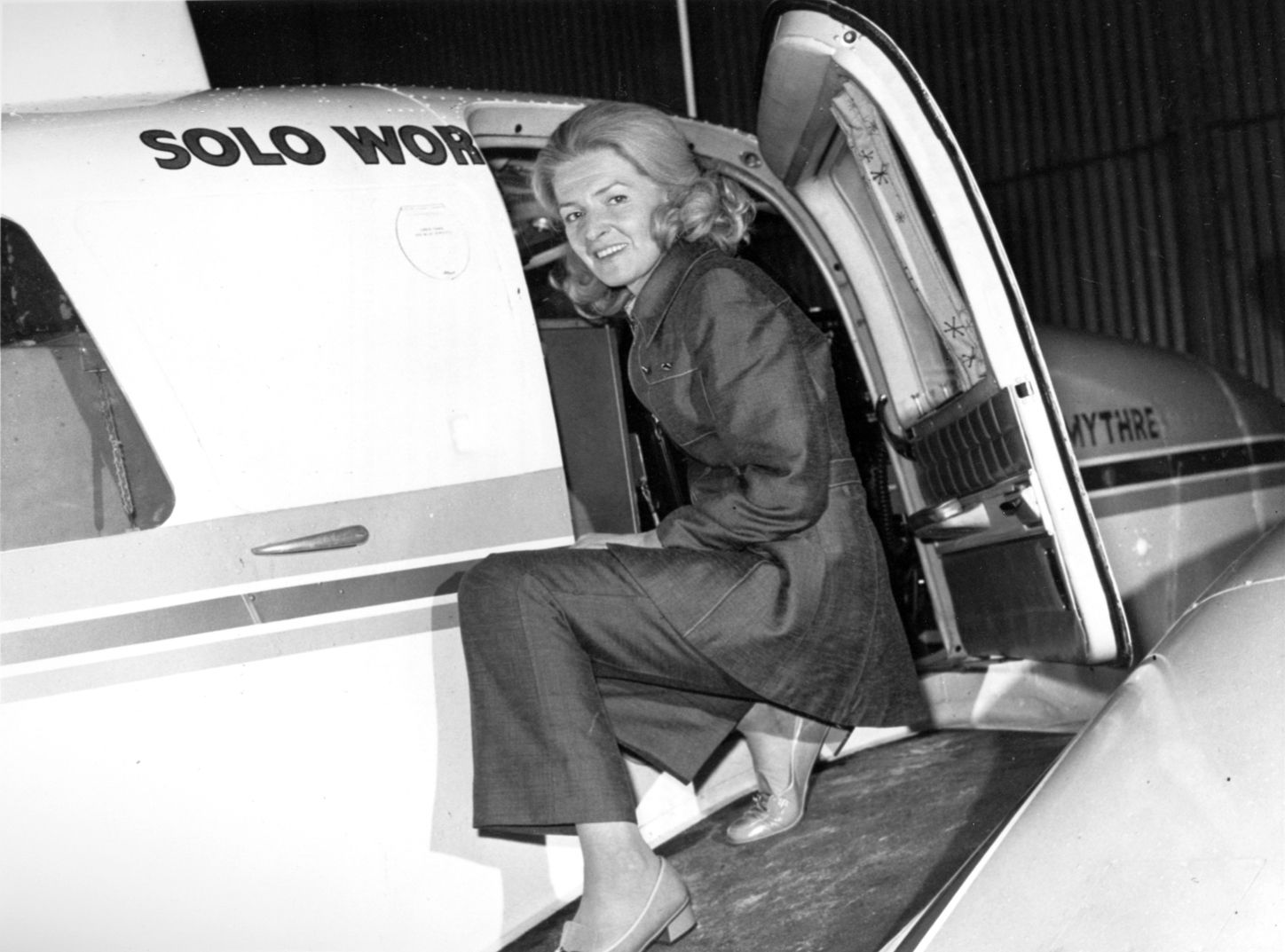 Over 100 Broken Records: The Incredible Flying Career Of Sheila Scott