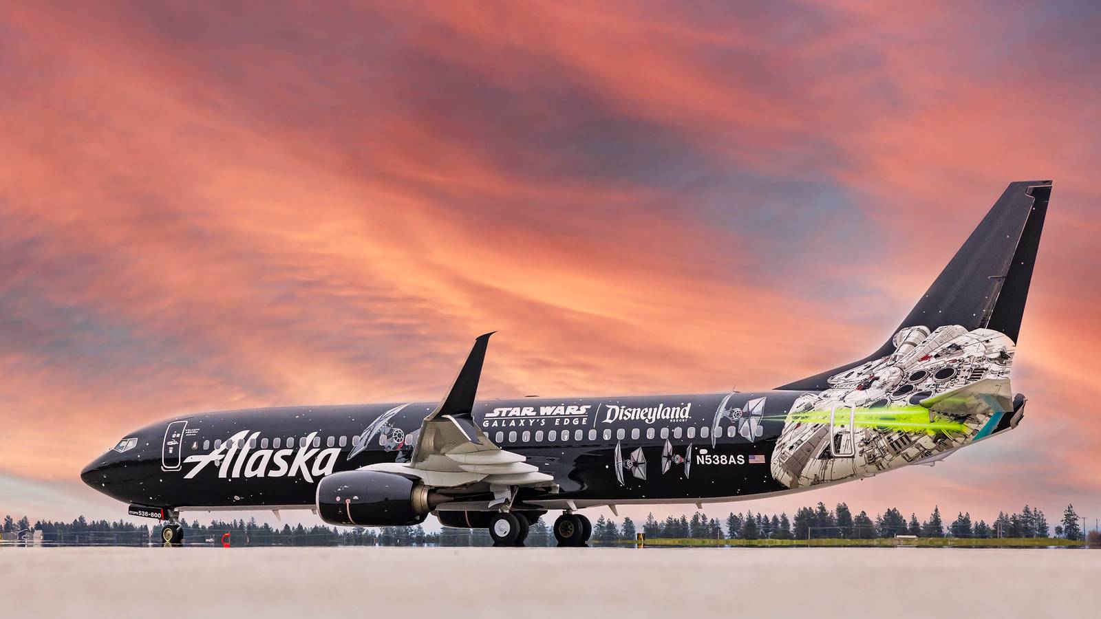 Alaska Airlines Reveals New Star Wars Boeing 737 Livery