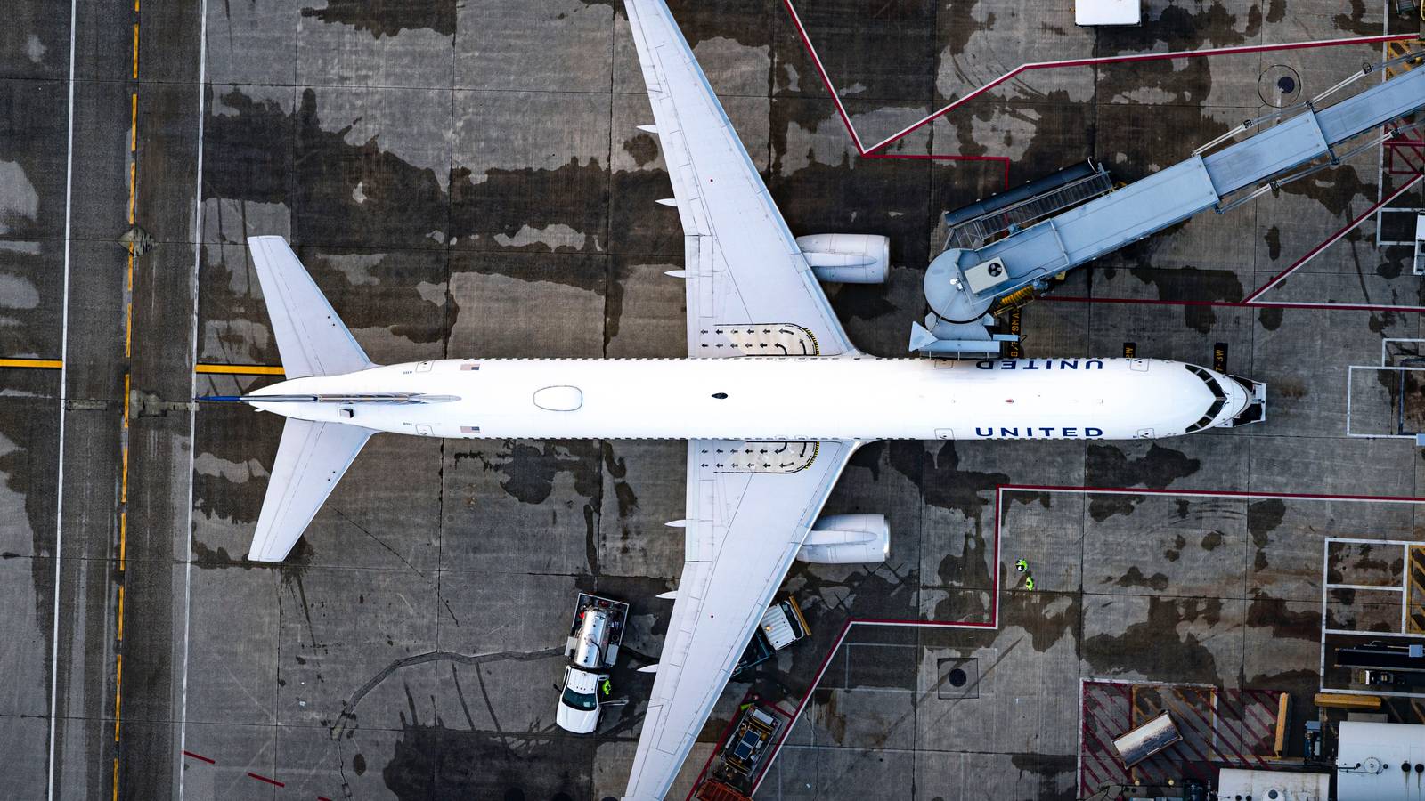 Heavier Winter Passengers Stop United Airlines Filling Its Boeing 757