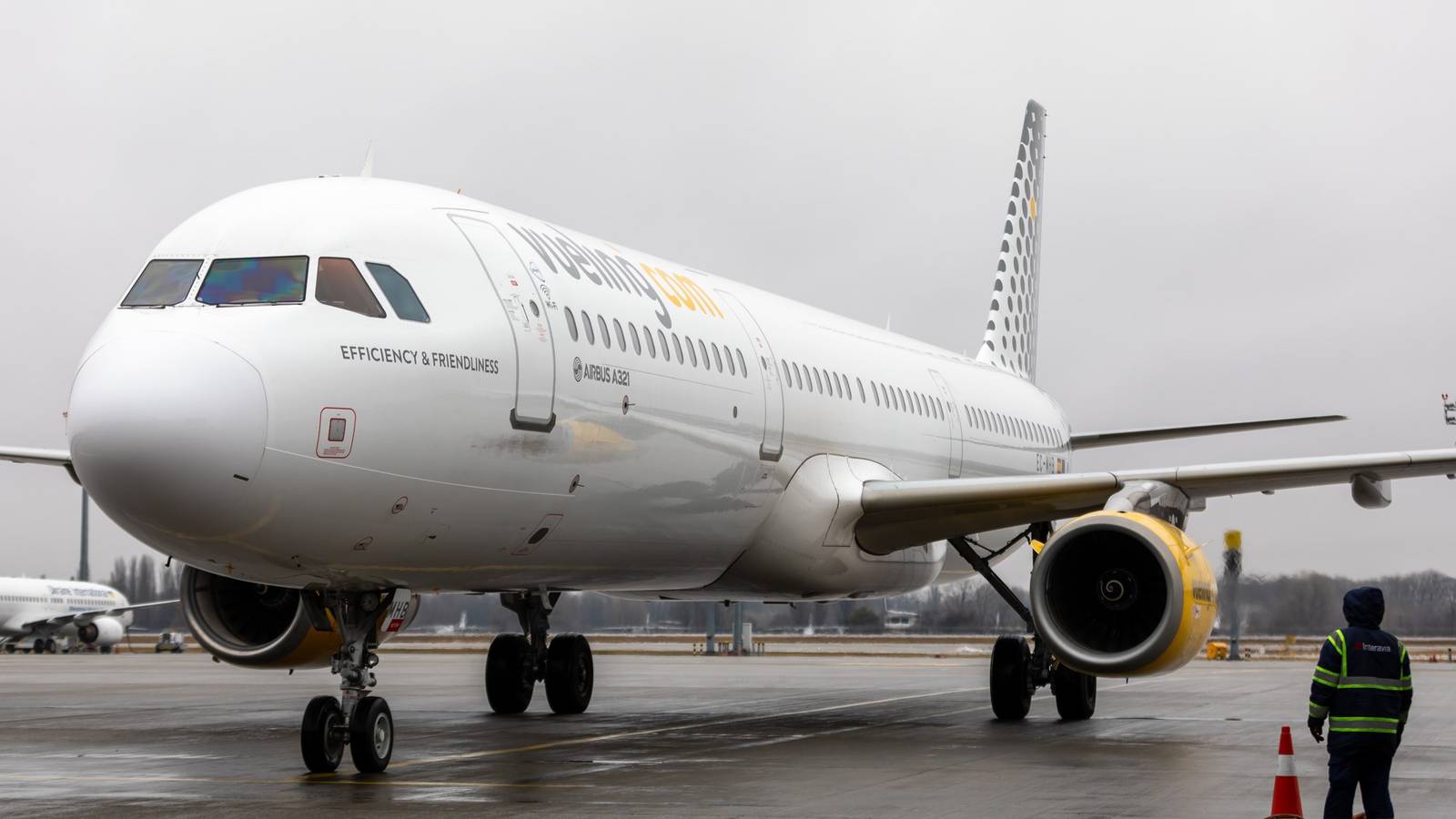 Train To Plane: Vueling Now Offers Deutsche Bahn Connections At Berlin Brandenburg