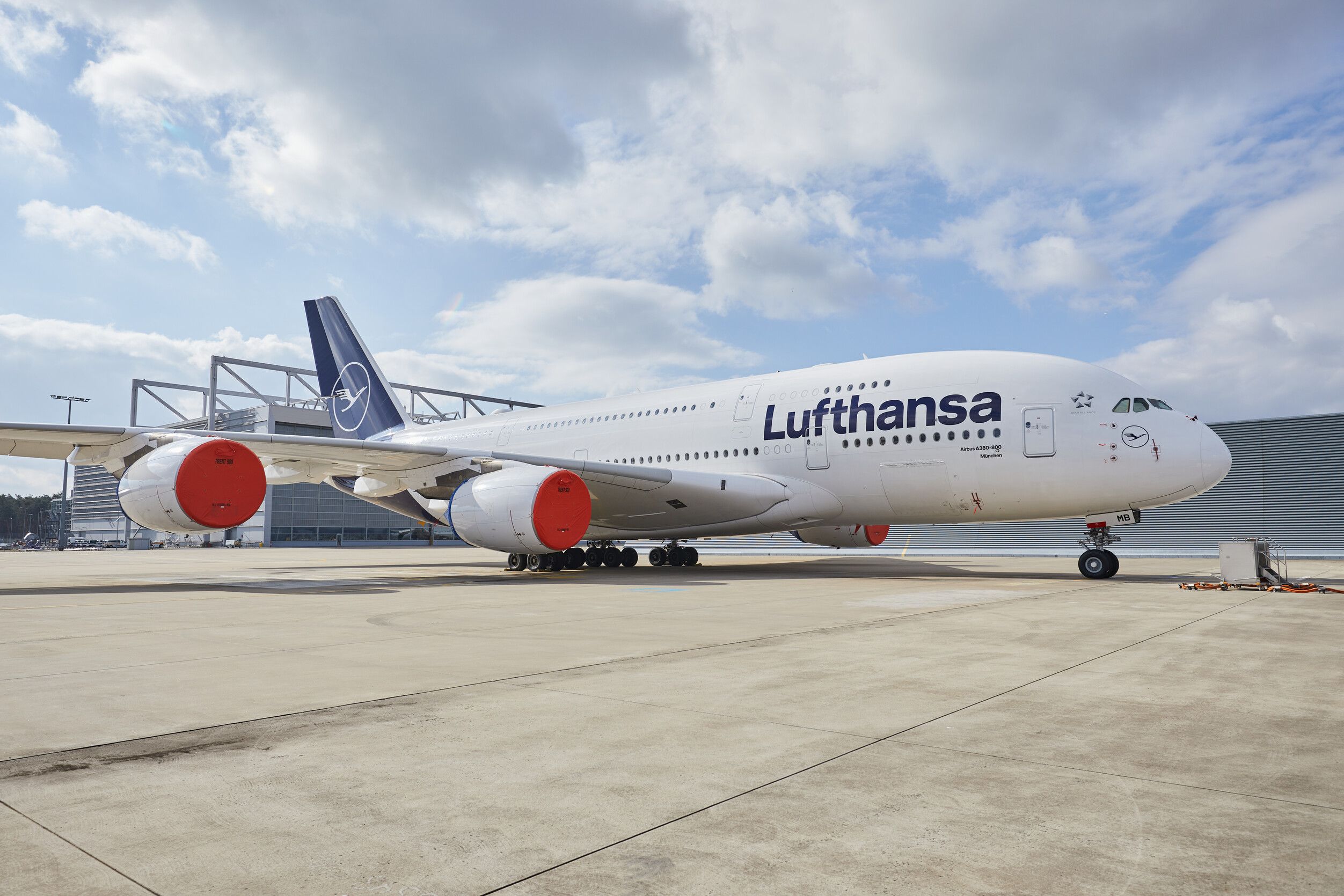 Capacity Crunch: Lufthansa Mulls A380 Reactivation Or 777-300ER