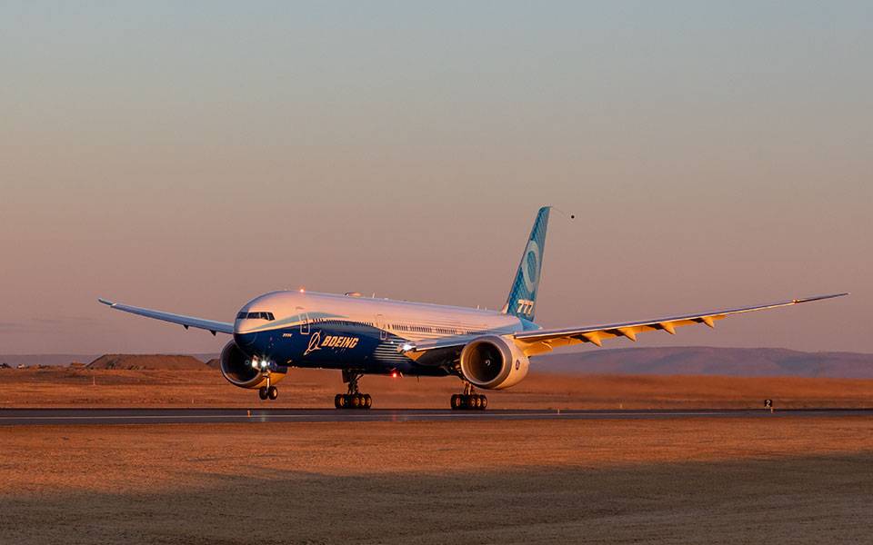 Boeing Hires 100s Of Engineers Amid 777X & 737 MAX Push