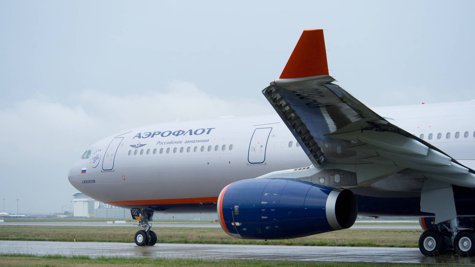 simpleflying.com