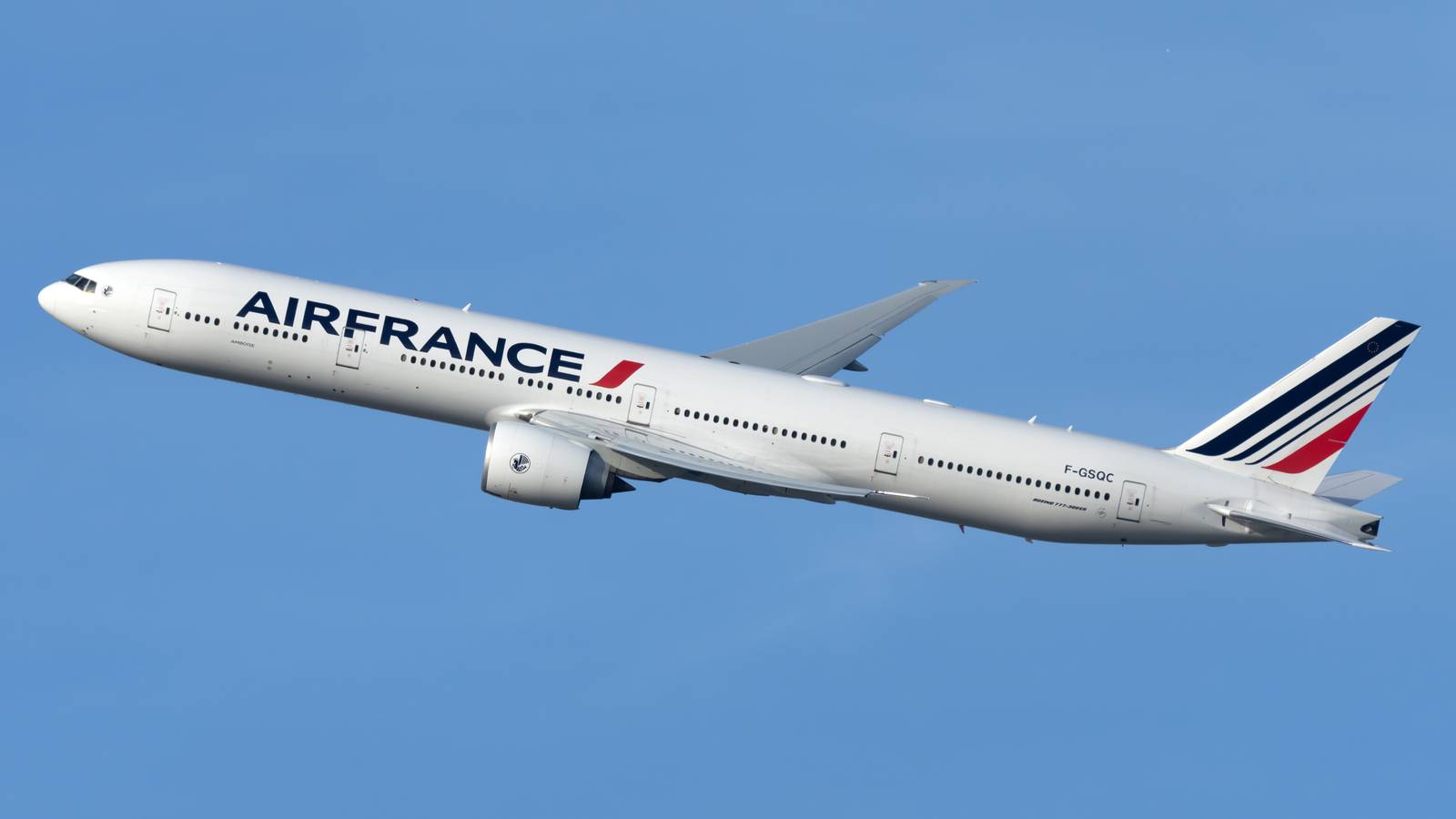 Paris' Airports Will Add 100 Amadeus Self Bag Drop Kiosks