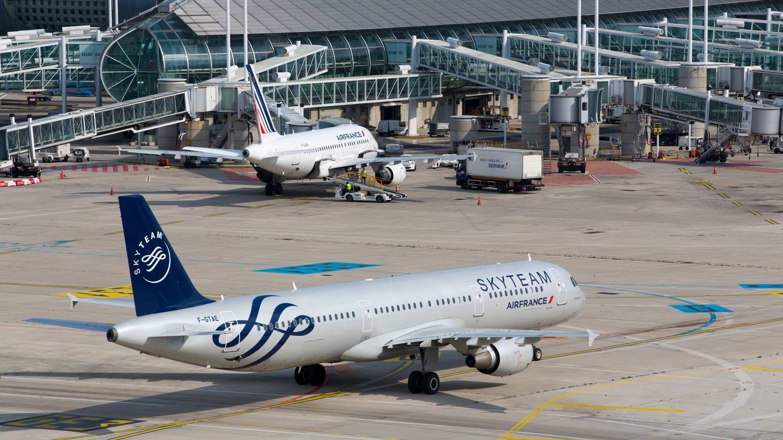Europe's Air Traffic Rose Almost 500% From April 2021 To 2022