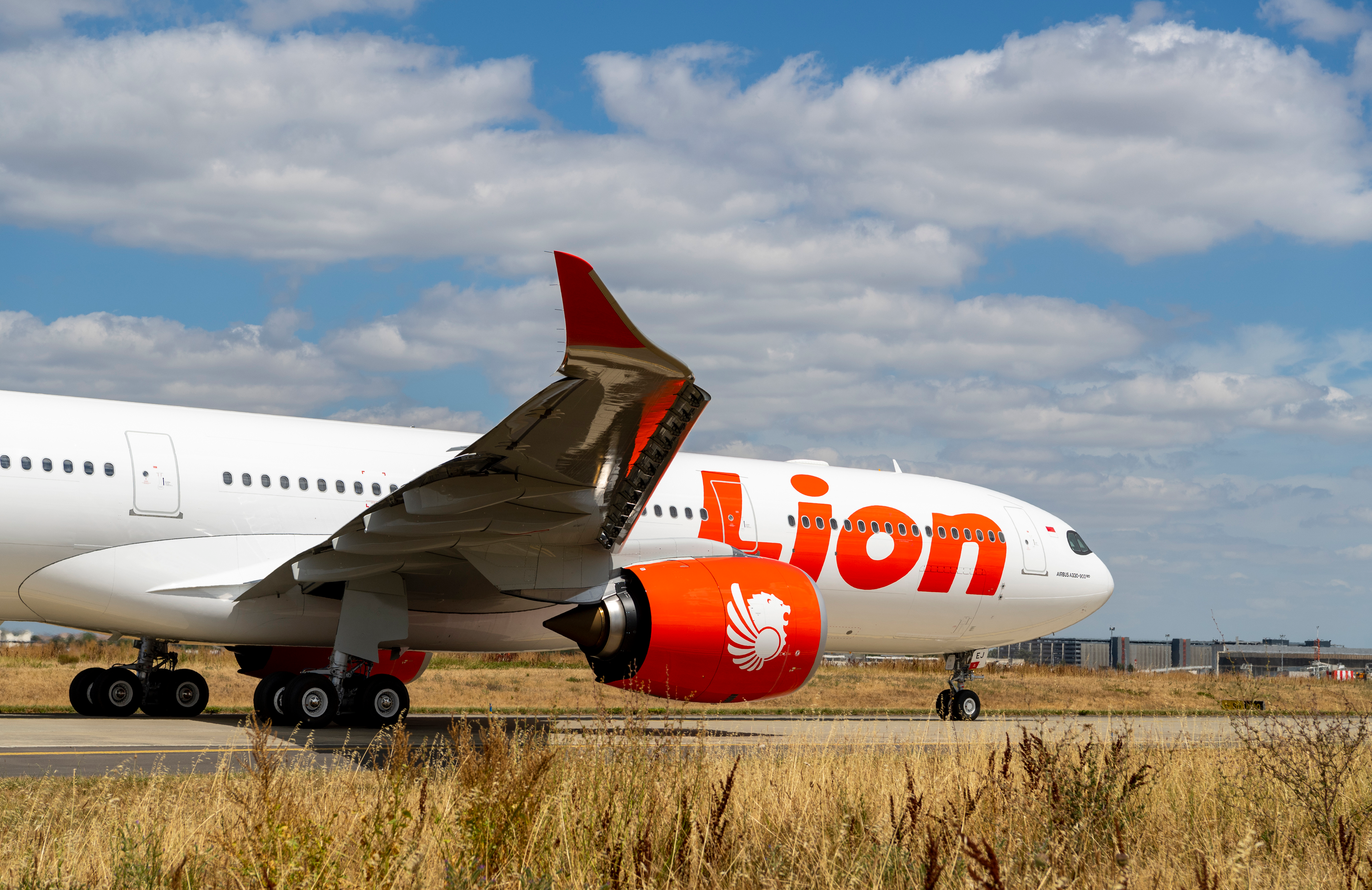Two Key Trends Reshaping Indonesia's Domestic Aviation Market