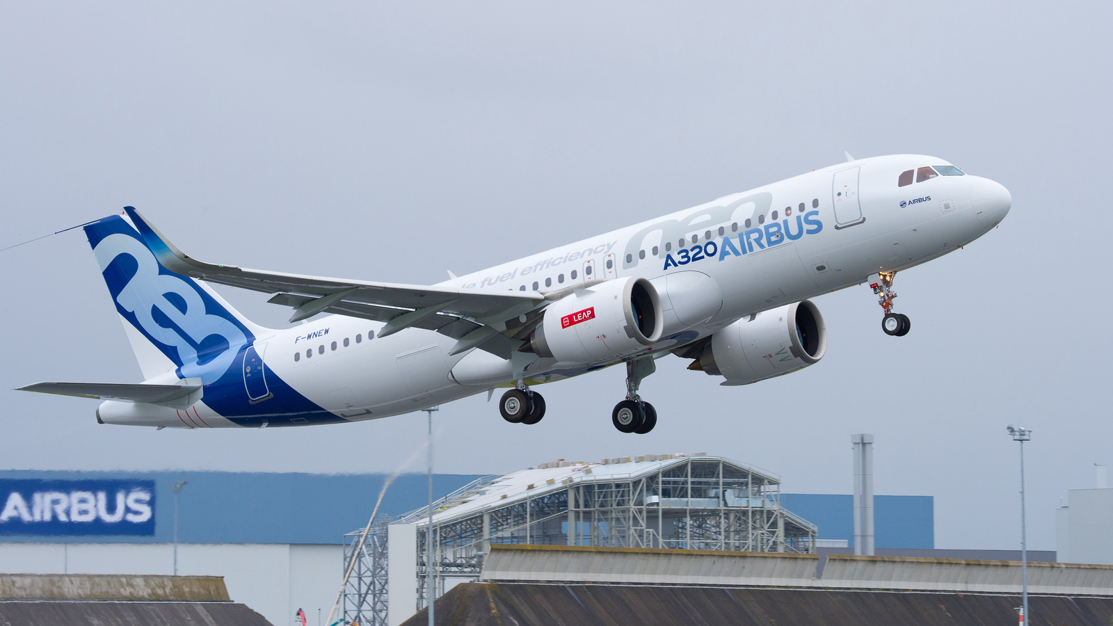 Airbus Sets A Sales Record As Chinese Airlines Buy 292 Planes In 1 Day