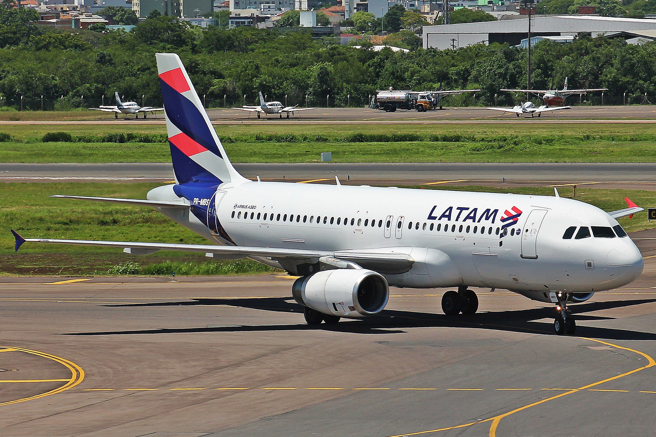 LATAM A321 Rejects Takeoff Following Engine Failure