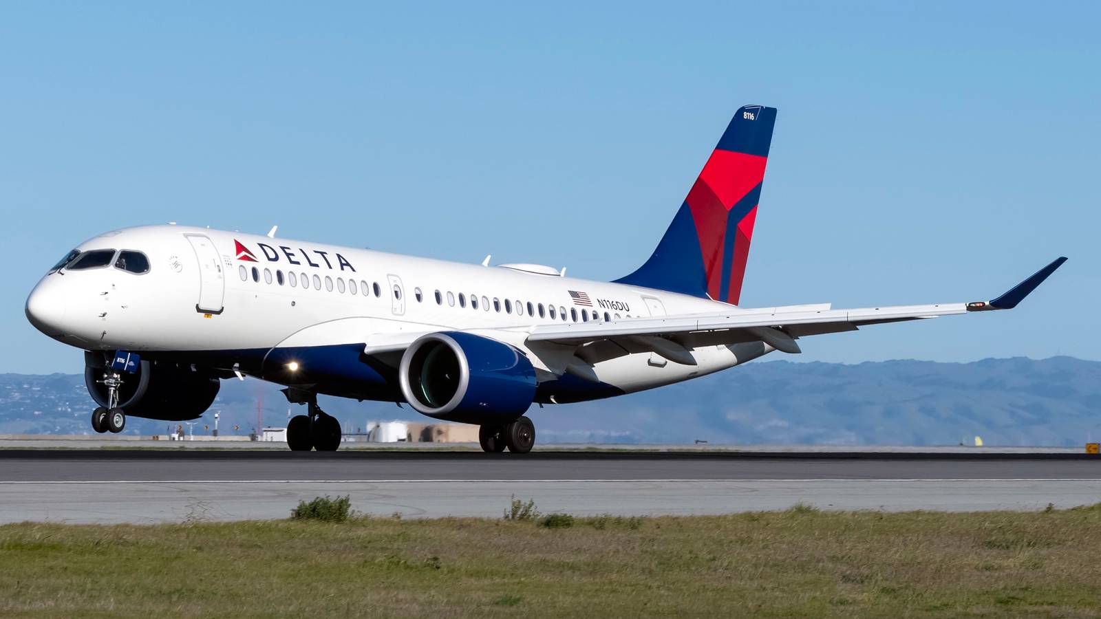Money Talks: Four US Airline CEOs Took Home $5 Million+ Salaries Last Year