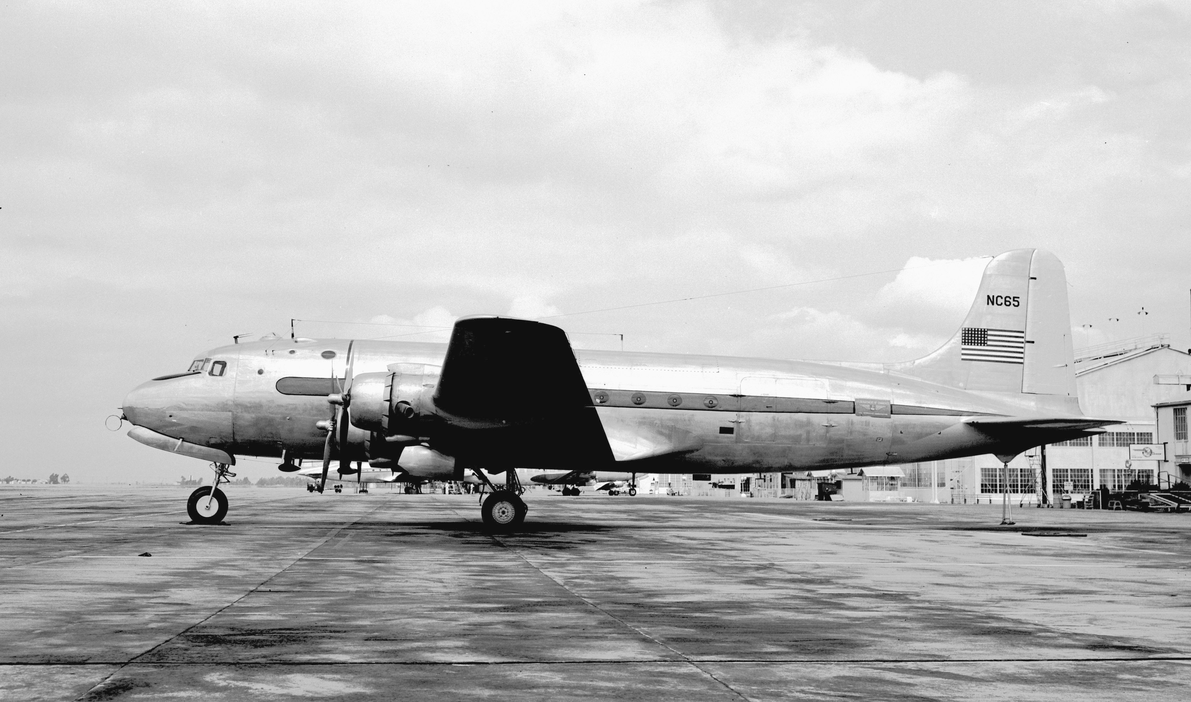 Disappearance Over Lake Michigan: The Story Of Northwest Orient Airlines Flight 2501