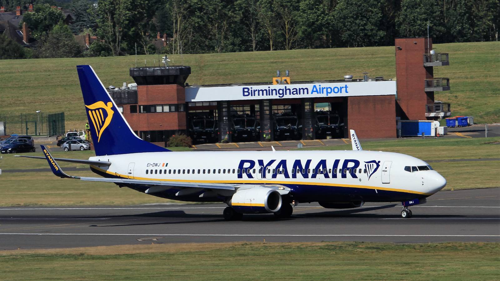 Ryanair Celebrates 35 Years In Birmingham With 5 New Routes