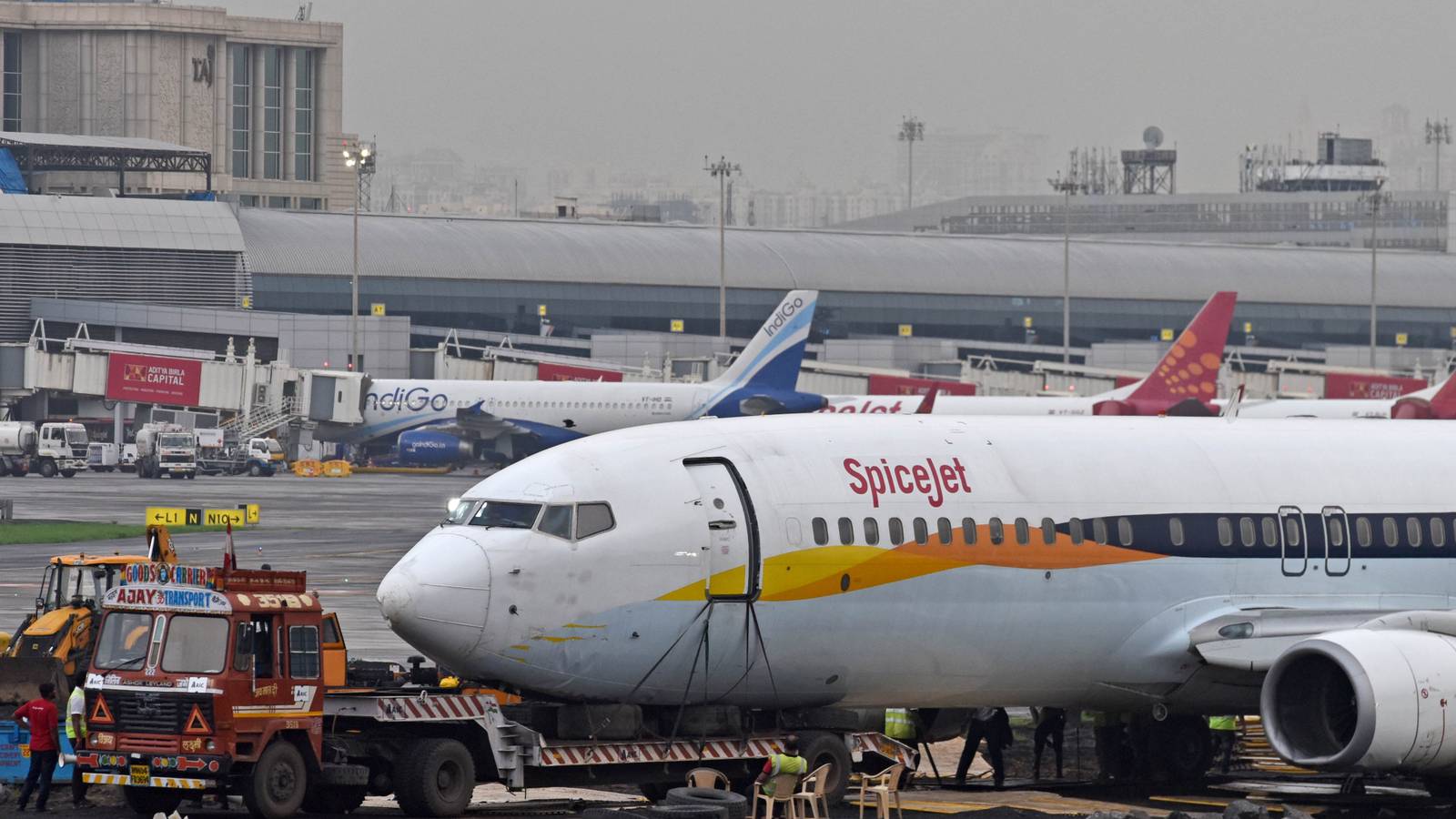 Jet Airways Wants Livery Removed From Old Aircraft Taken By SpiceJet