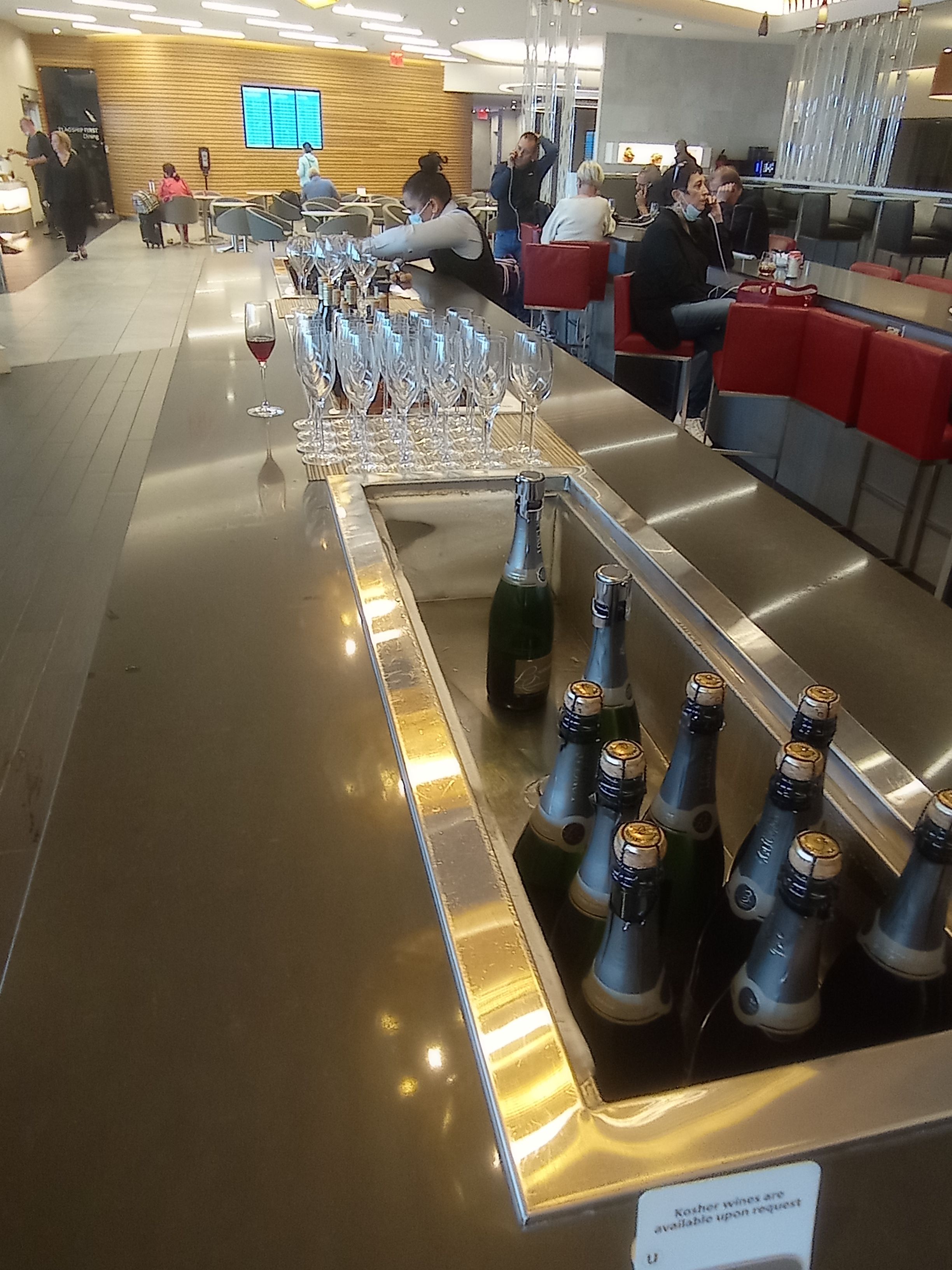 Trip Report: American Airlines Airbus A321T Business Class New York JFK ...