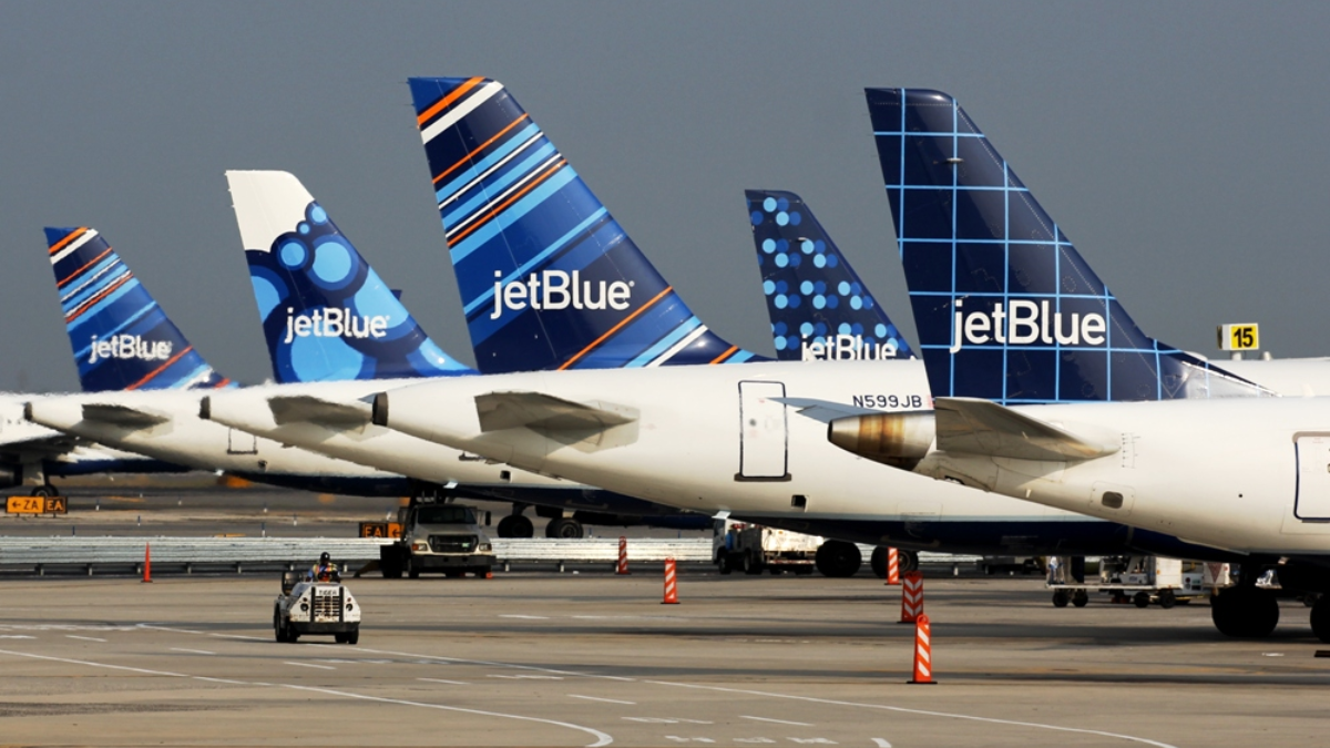 JetBlue Places Free Book Vending Machines Throughout Newark