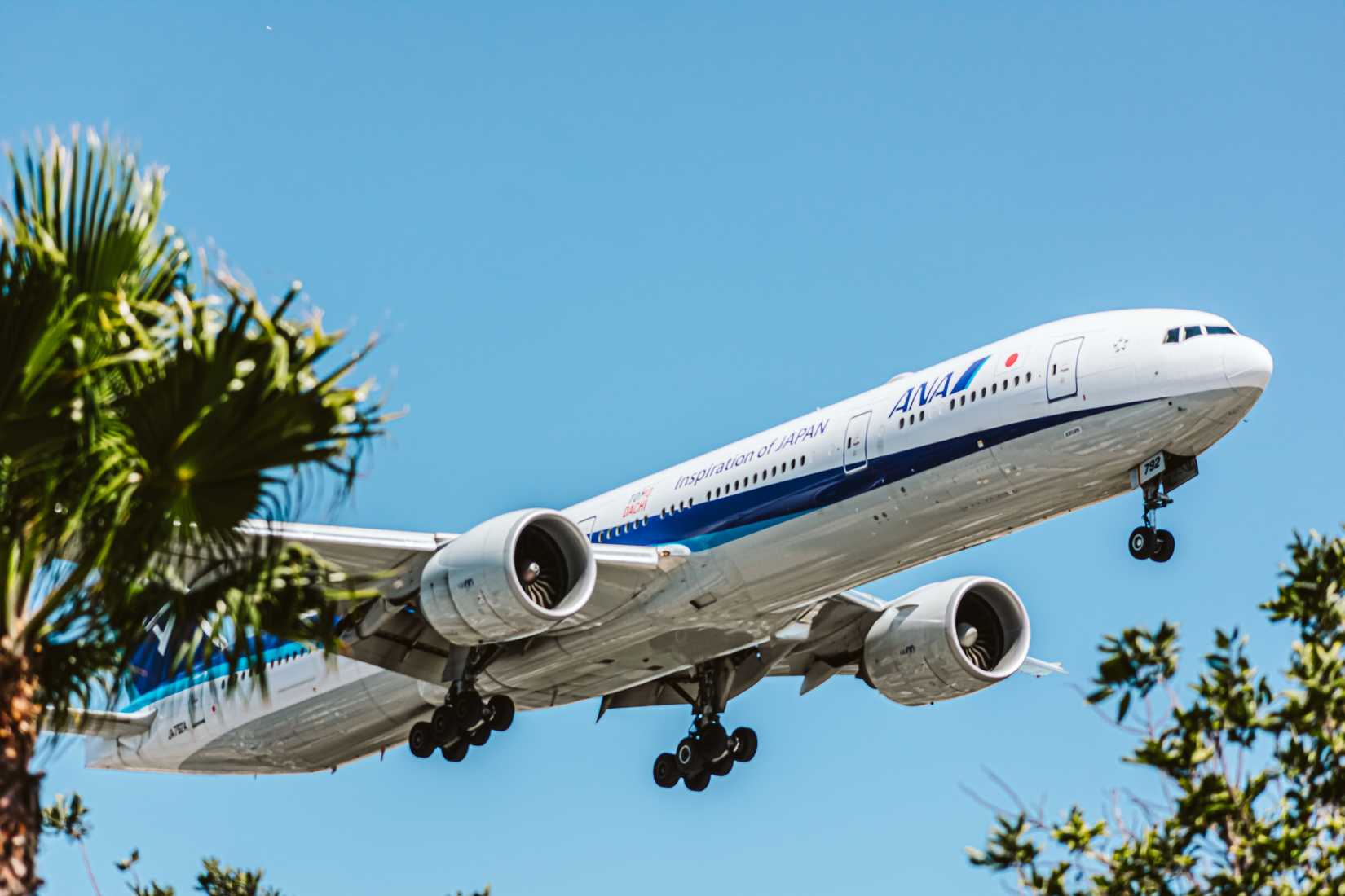 ANA Boeing 777 landing at LAX