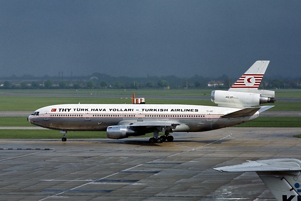 Why Did The McDonnell Douglas DC-10 Crash So Frequently?